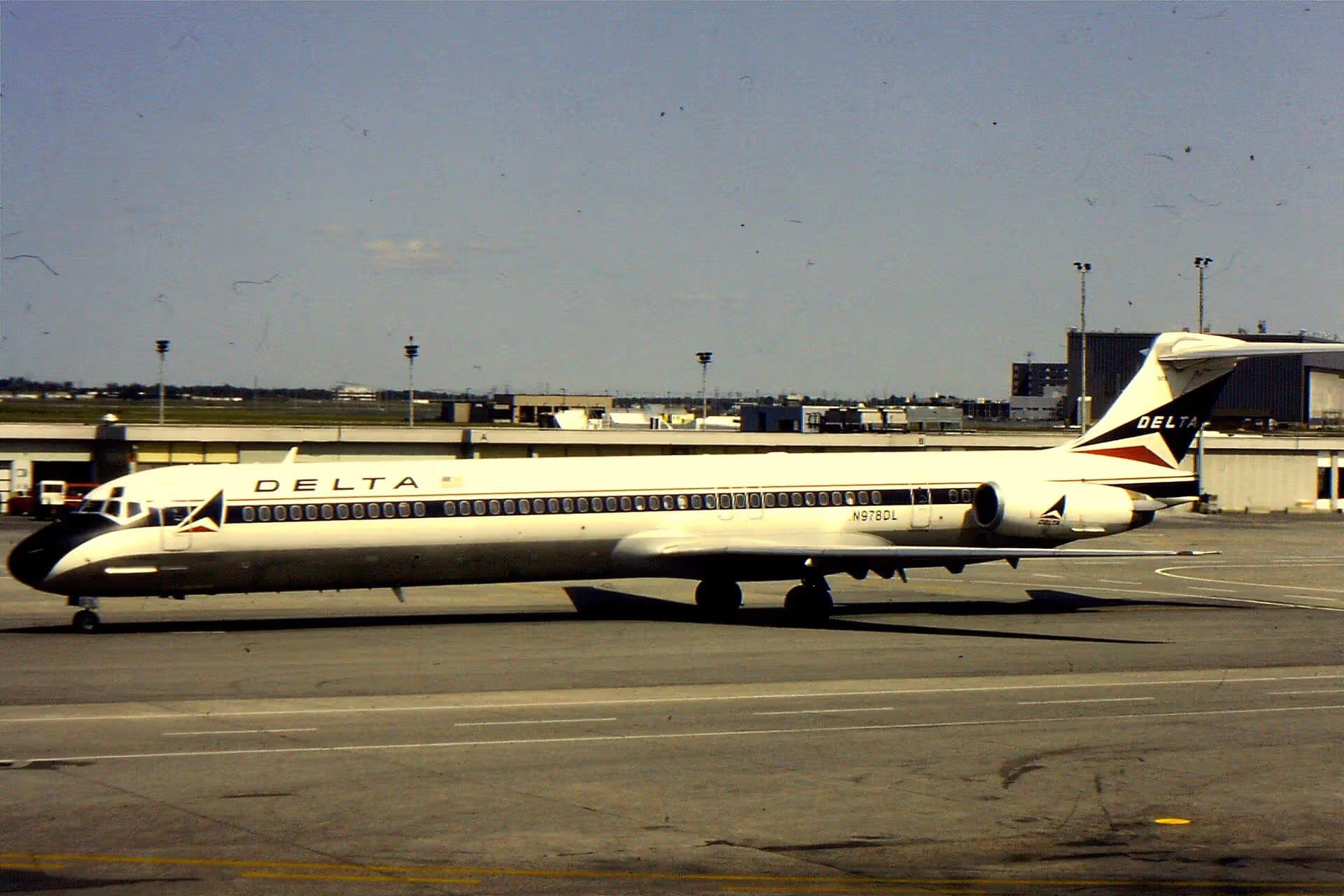 N978DL — Douglas