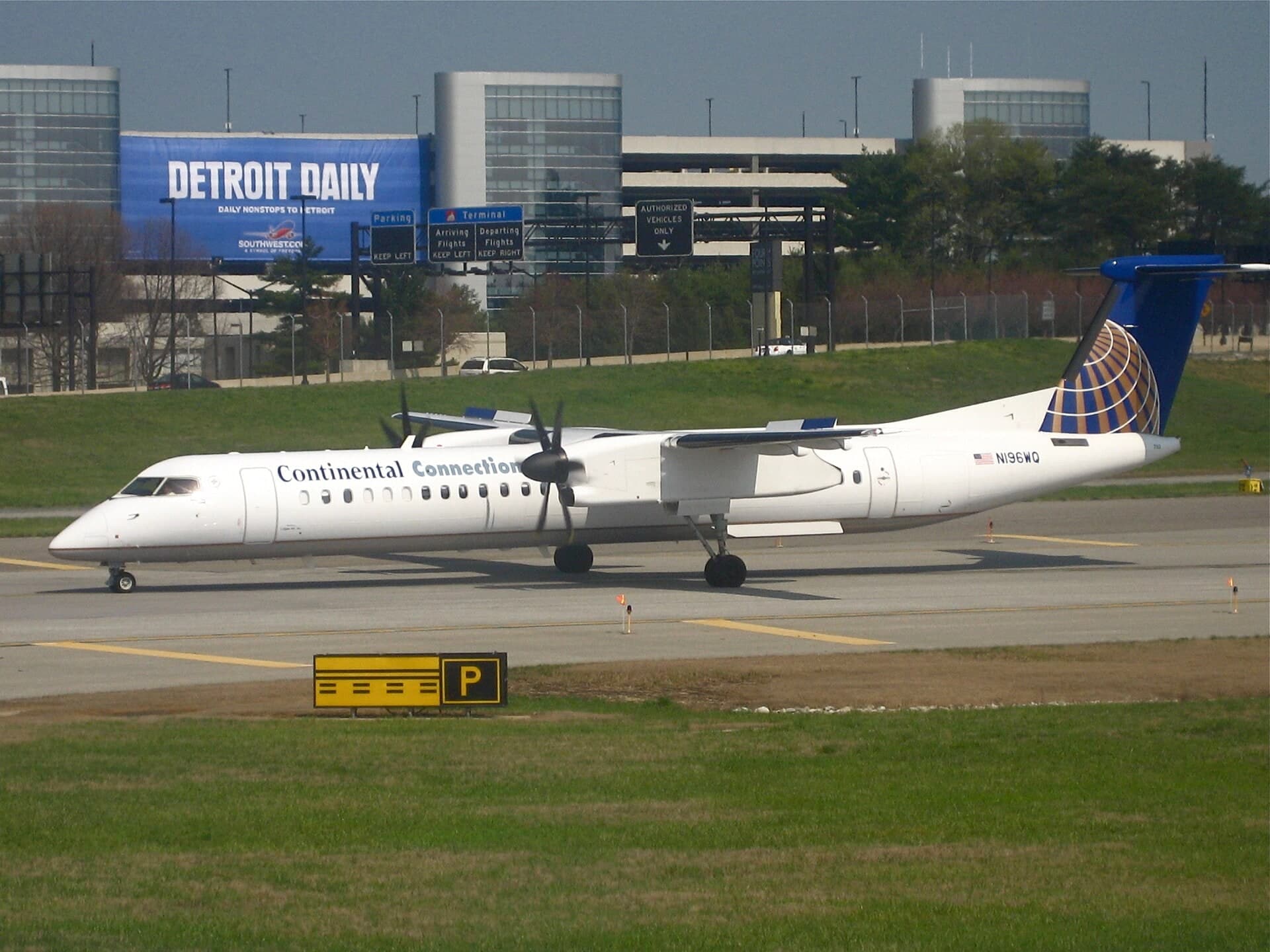 N196WQ — Bombardier