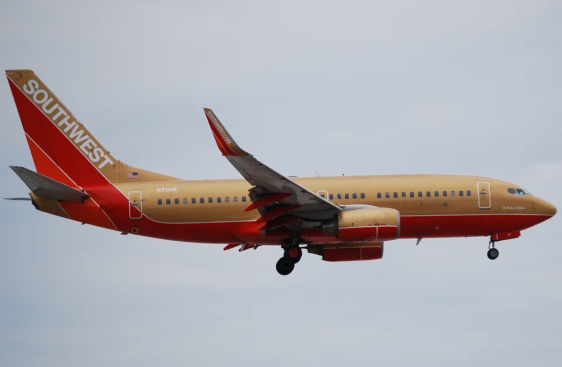 N711HK — Boeing