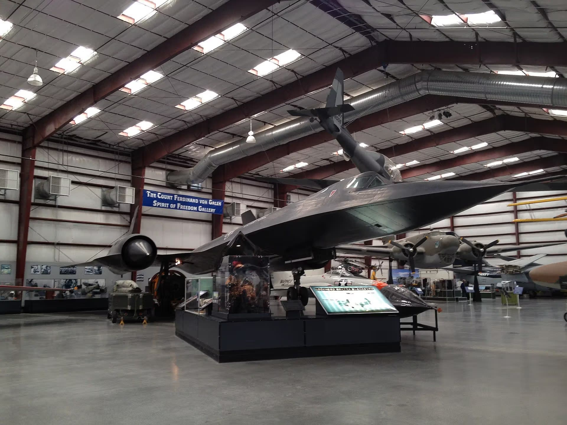 Unidentified — Lockheed