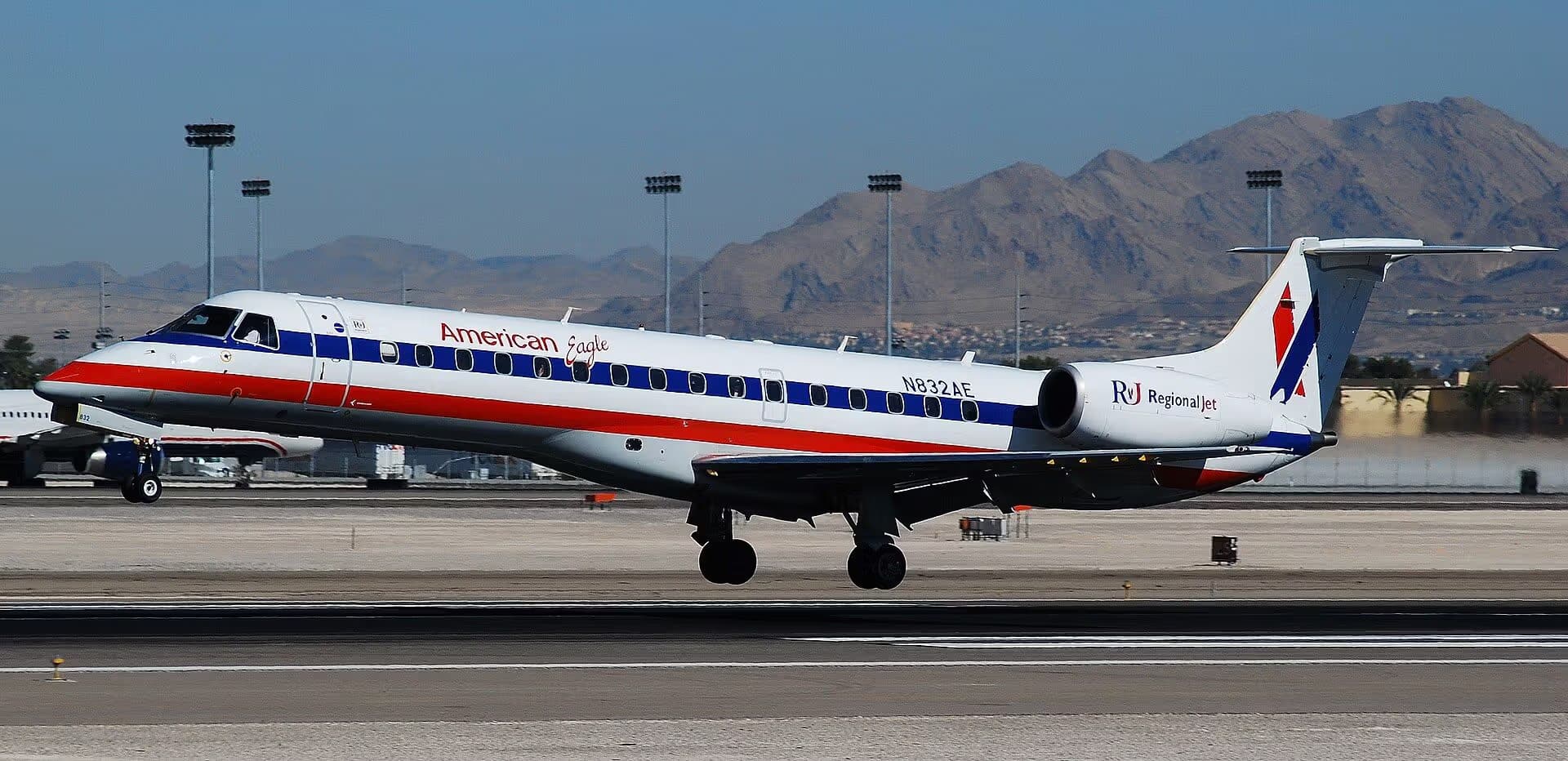 N832AE — Aircraft