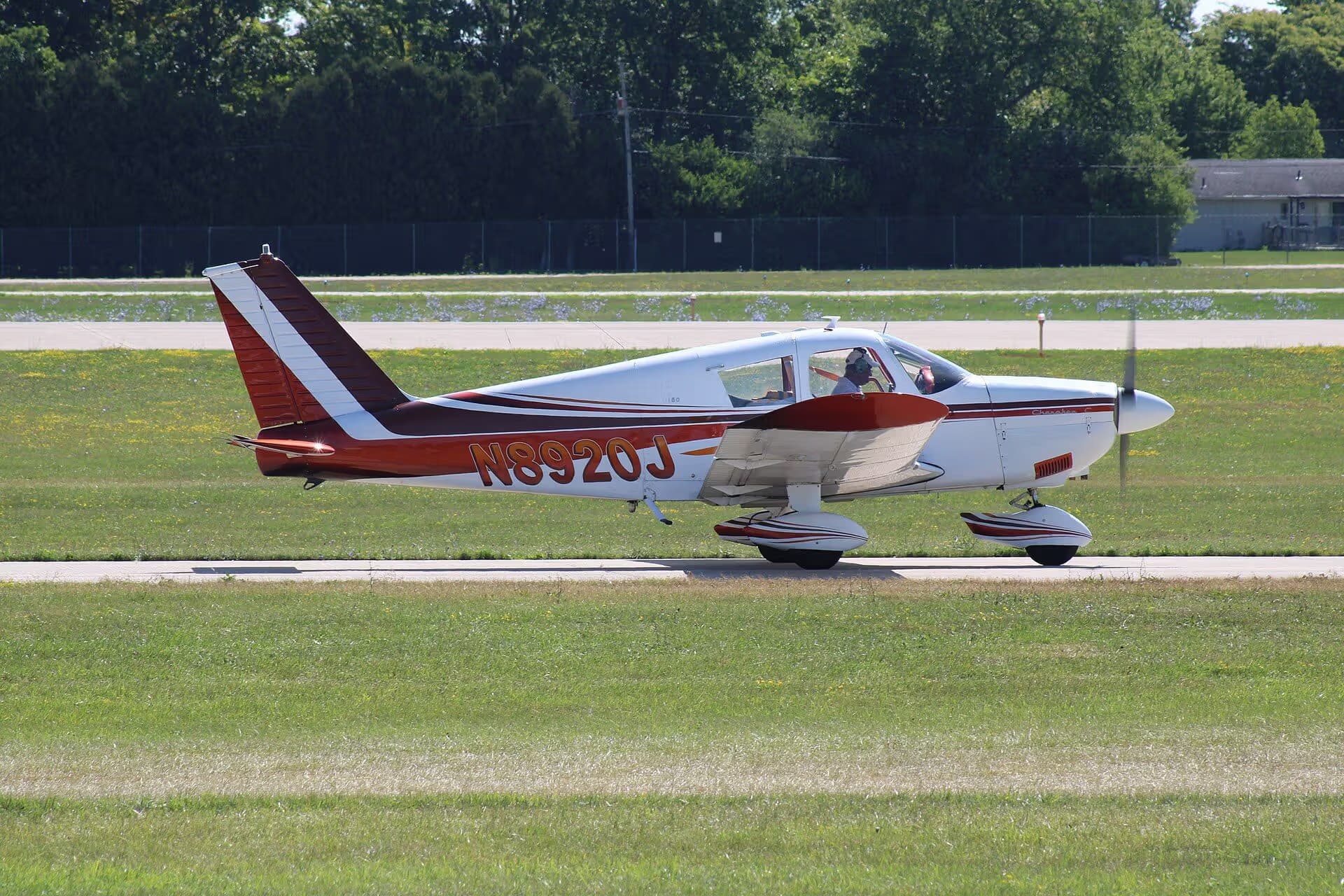 N8920J — Single-engine aircraft