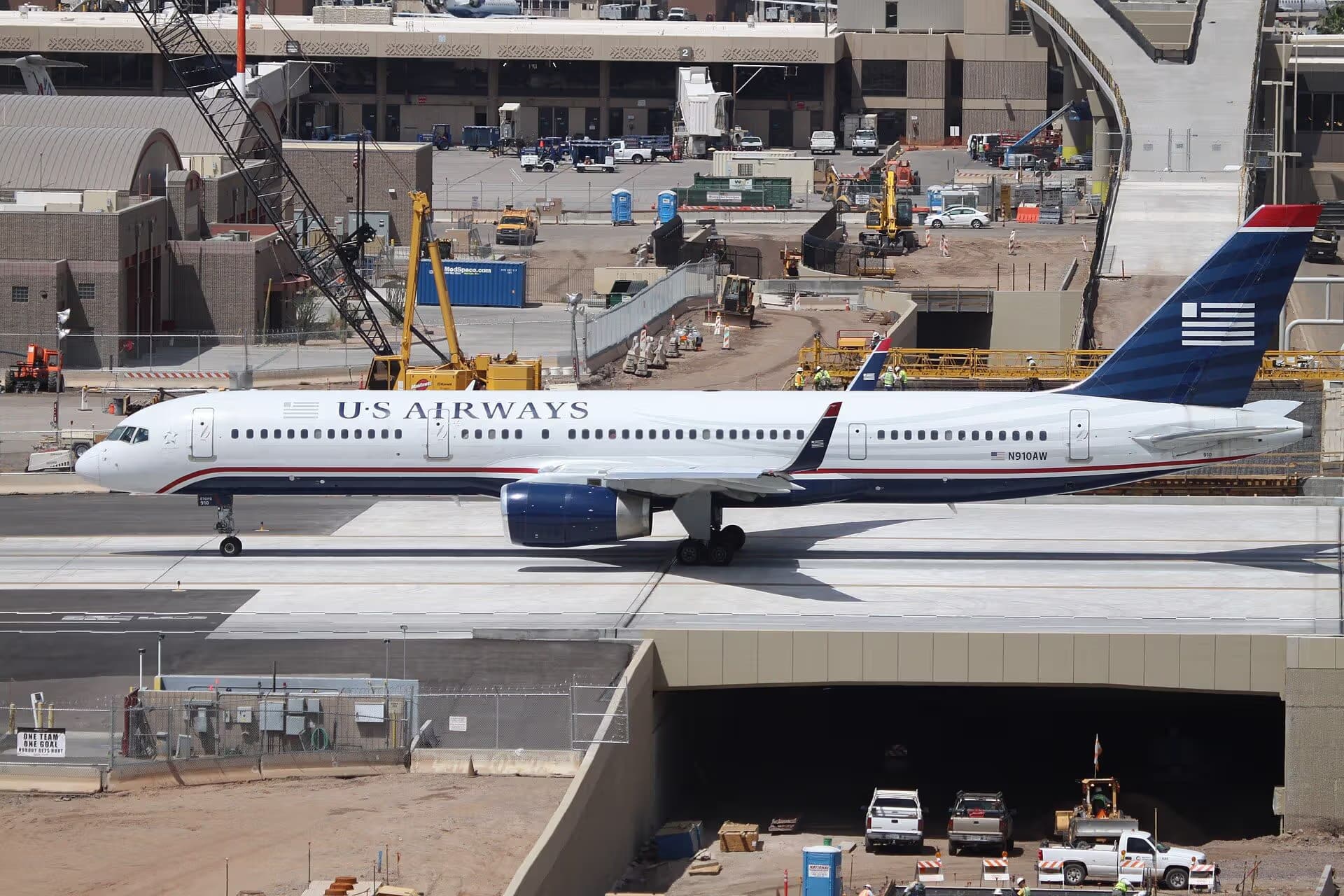 N910AW — Twin-engine aircraft