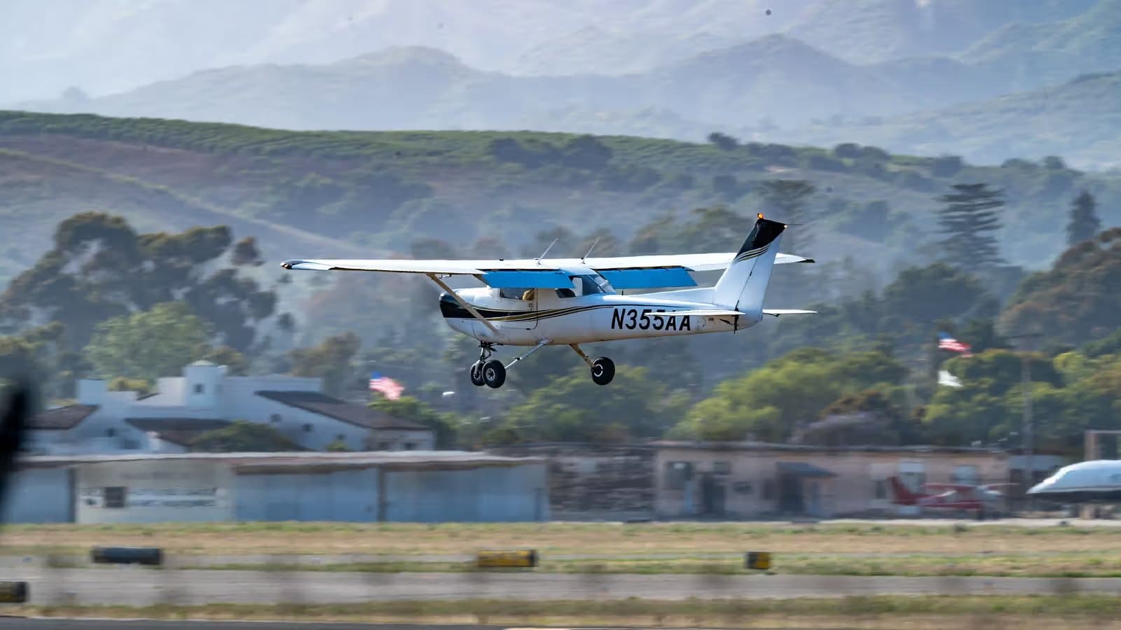 N355AA — Cessna