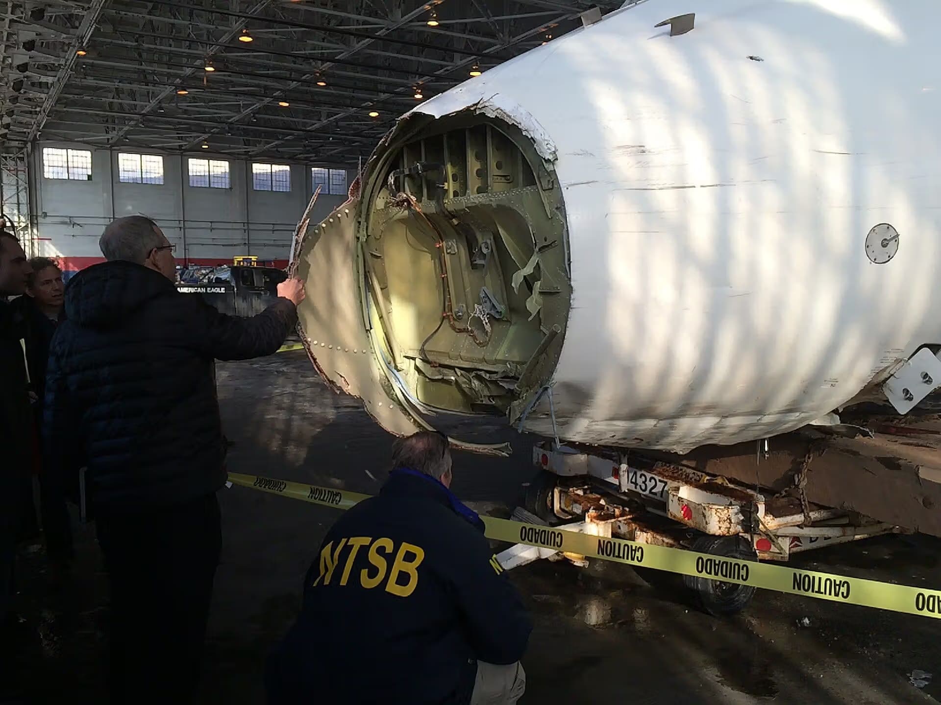 Unidentified — Aircraft at LaGuardia Airport