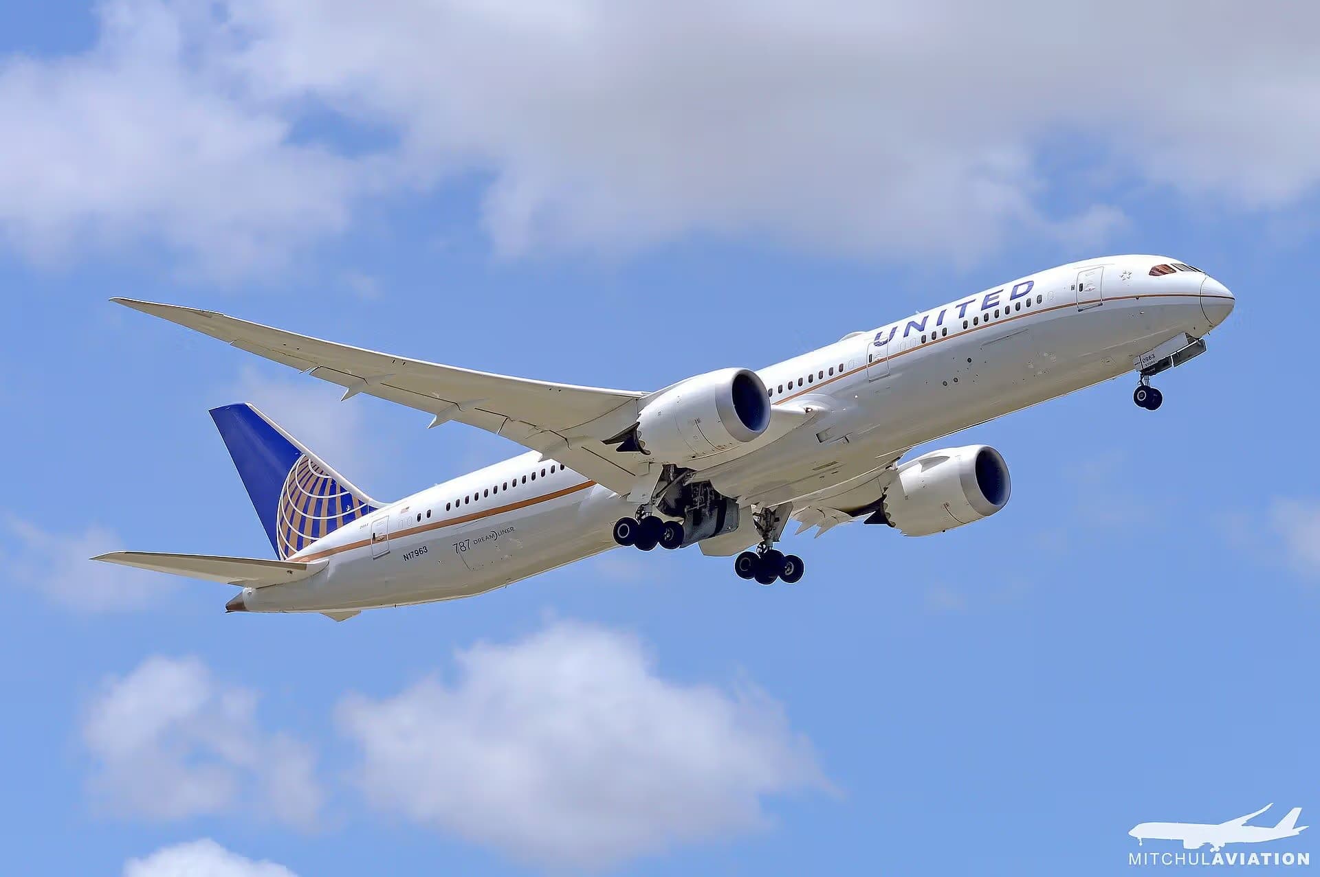 N17963 — Boeing at Melbourne Airport