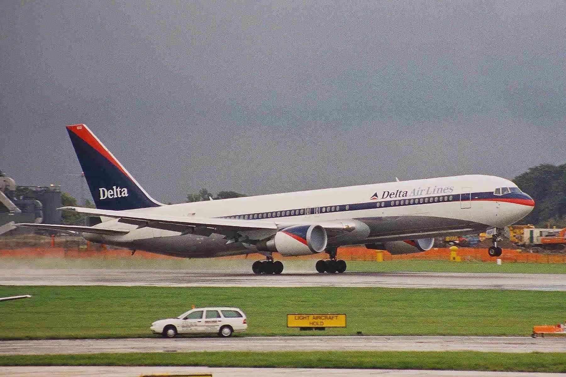 N169DZ — Boeing