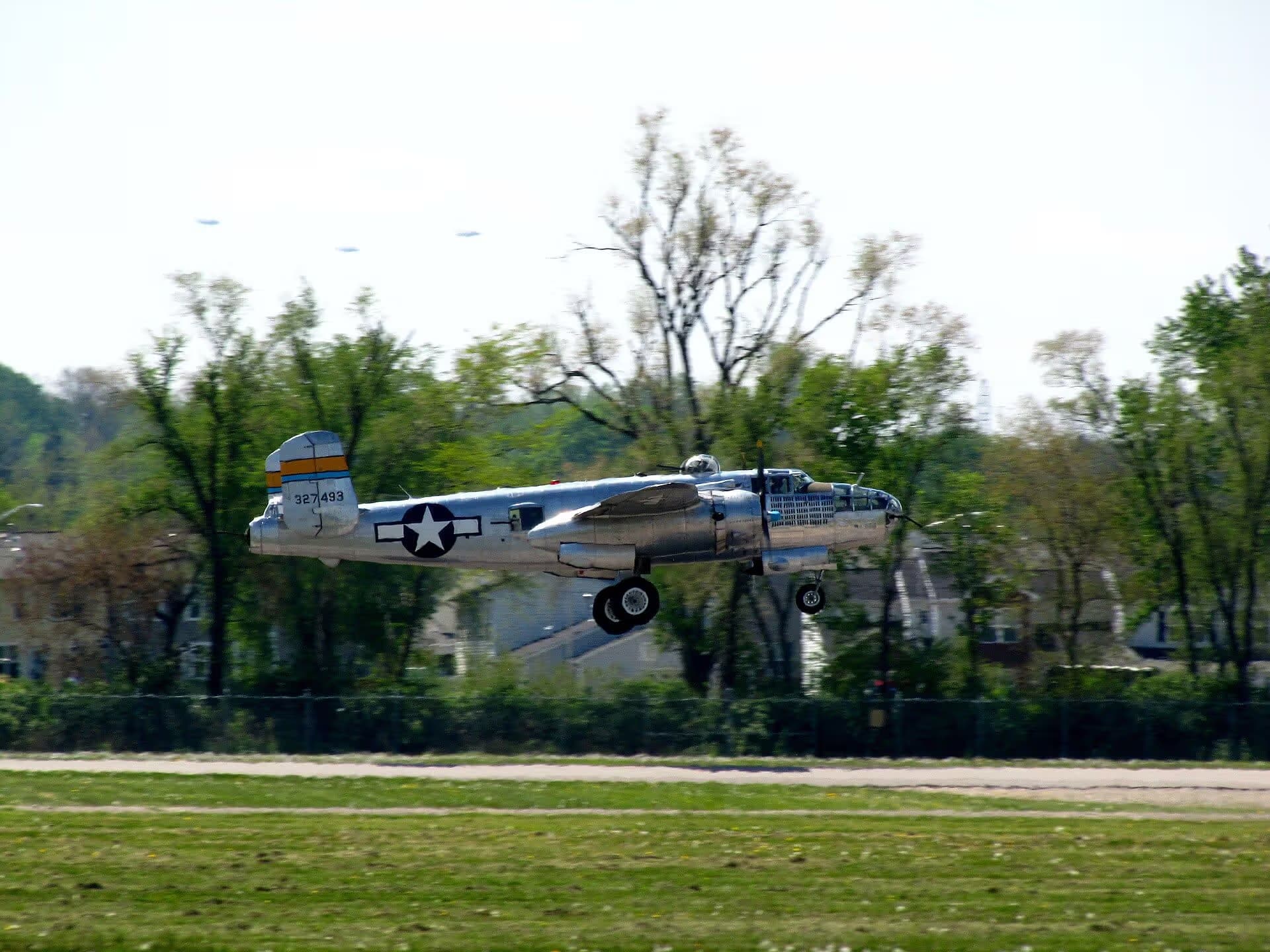 N27493 — Twin-engine aircraft
