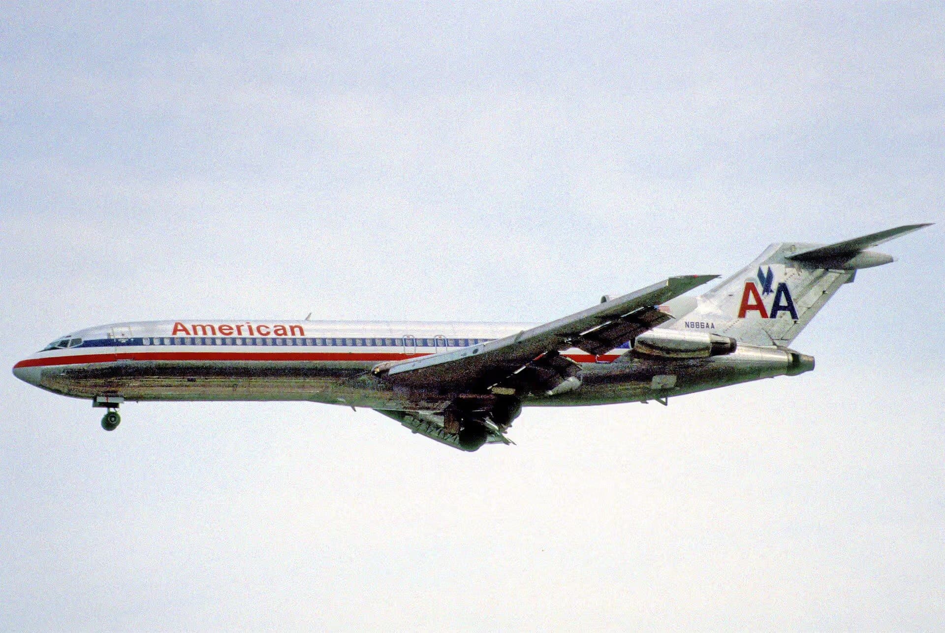 N886AA — Aircraft