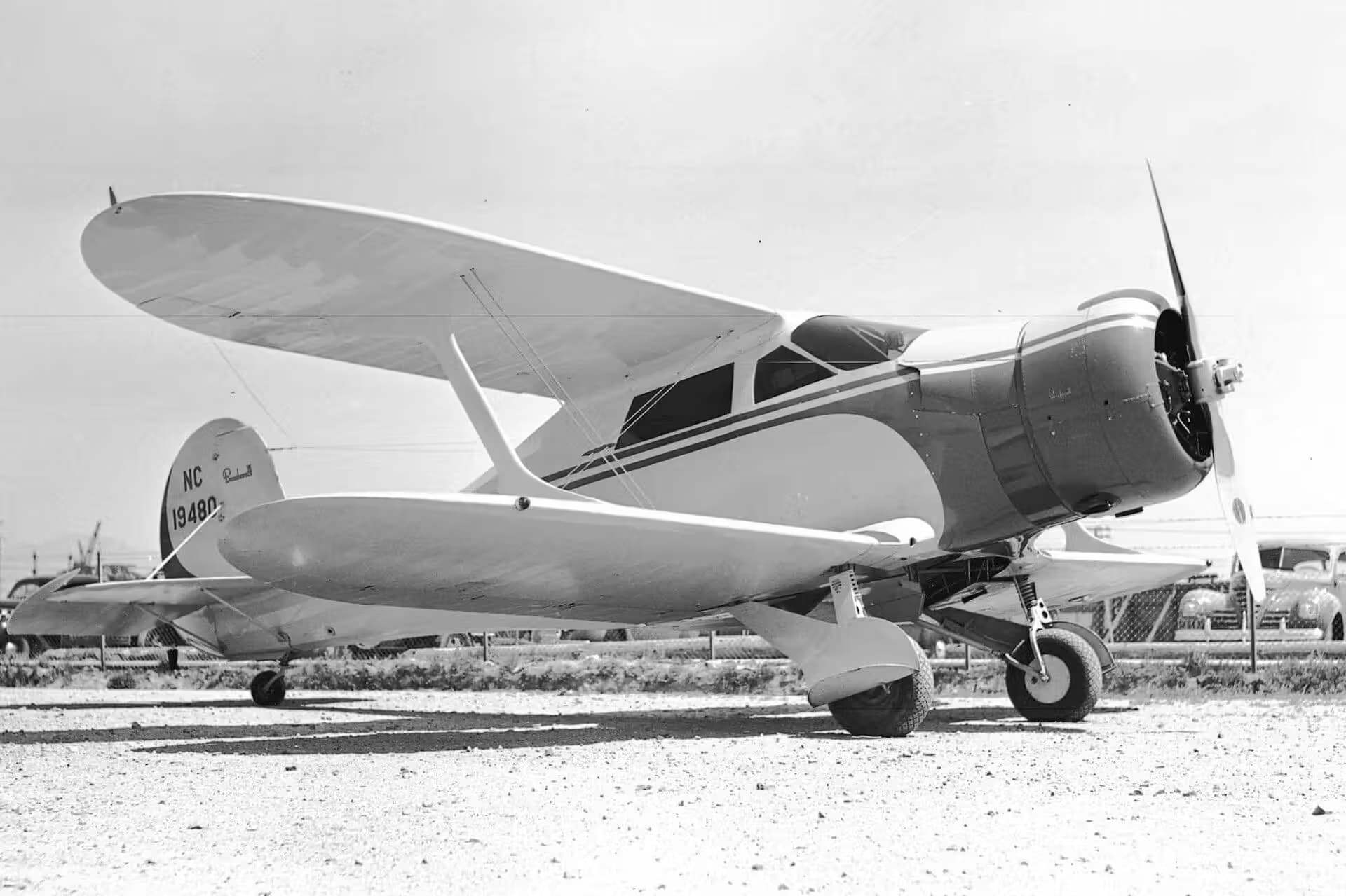 Unidentified — Single-engine aircraft