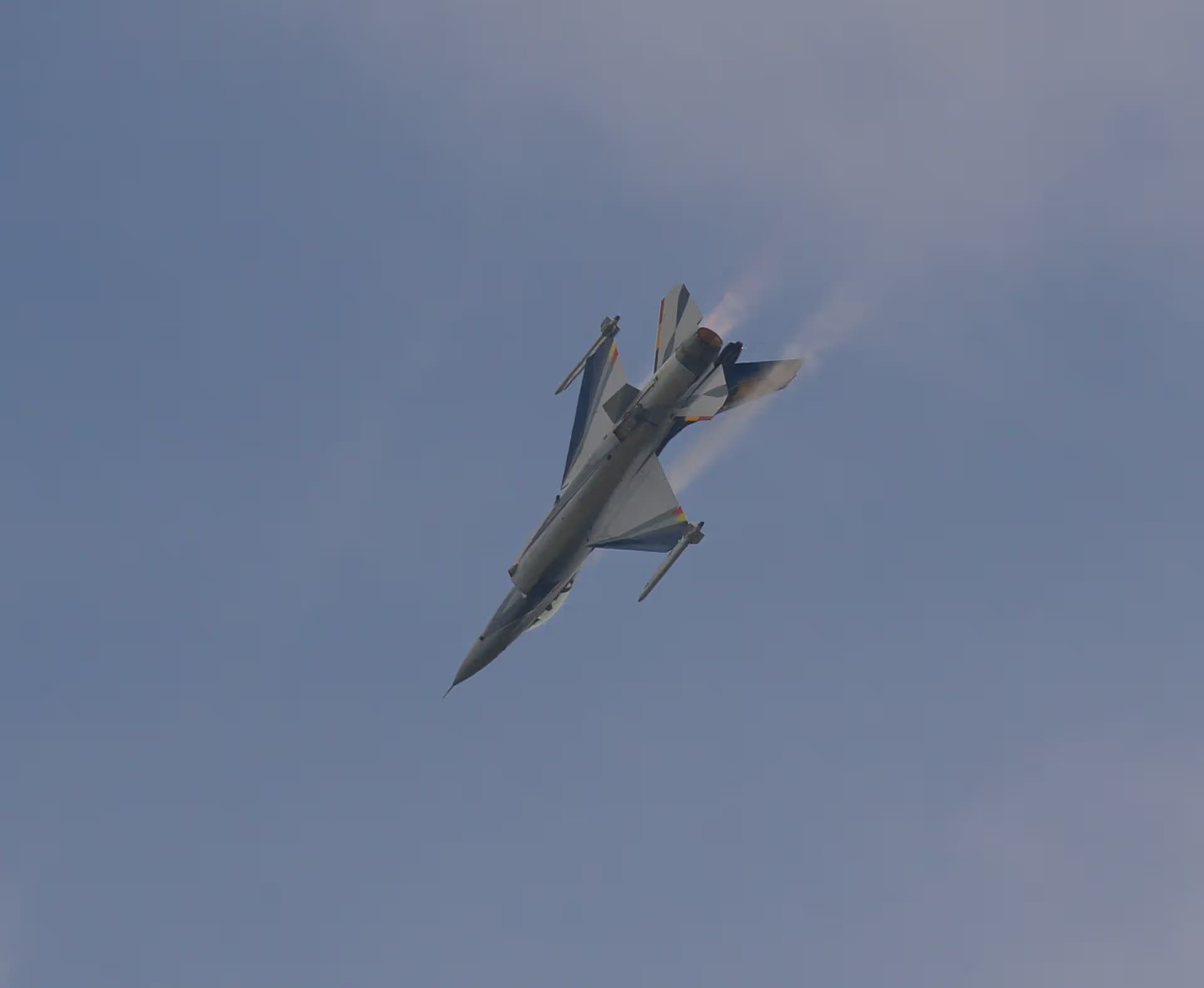 Unidentified — Aircraft