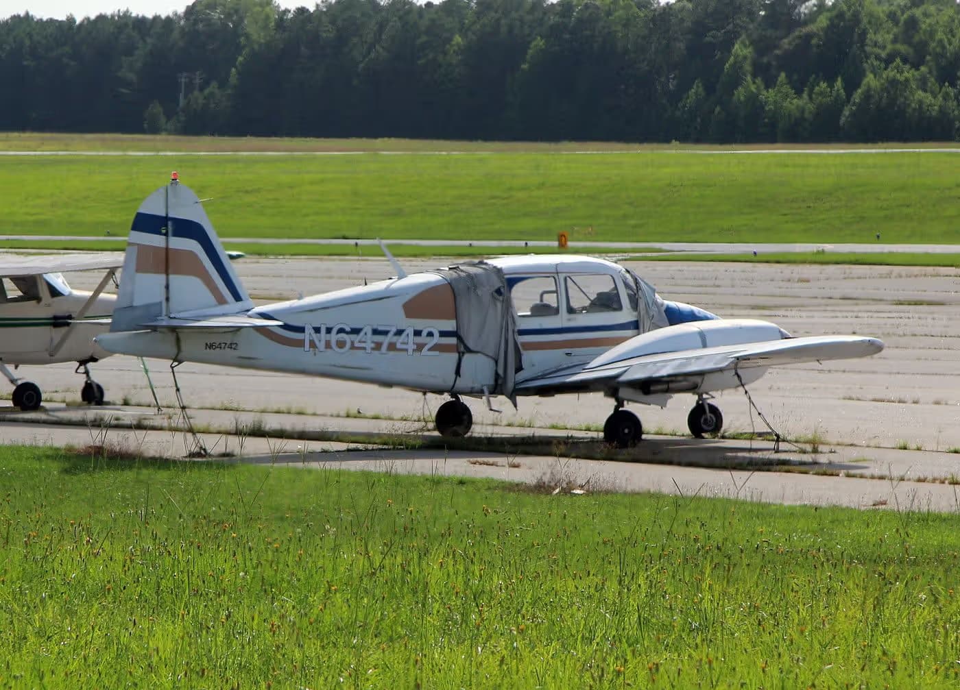 N64742 — Twin-engine aircraft