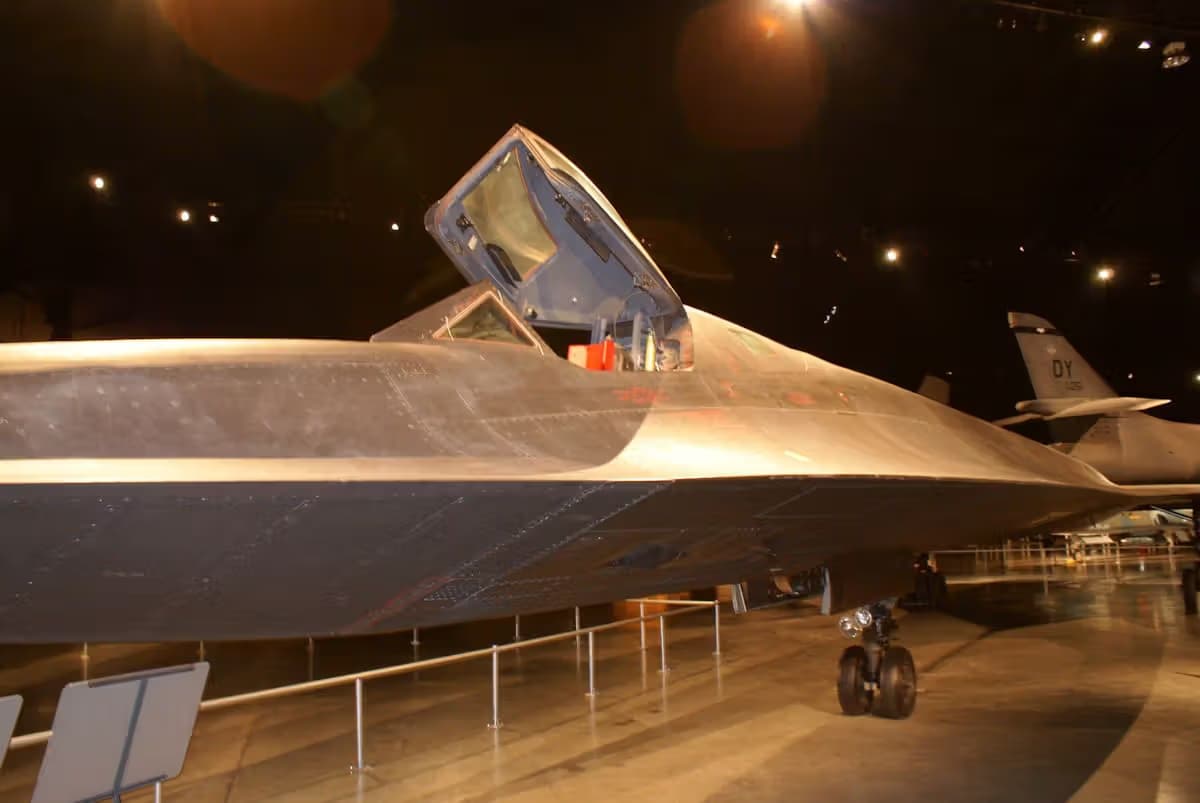 Unidentified — Lockheed