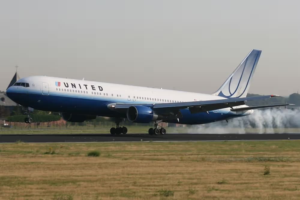 N644UA — Boeing
