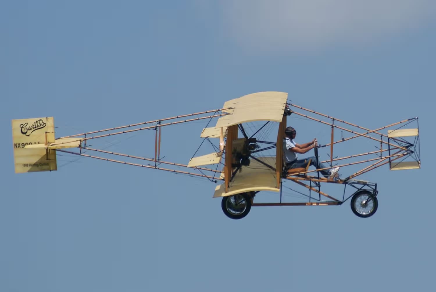 Unidentified — Aircraft