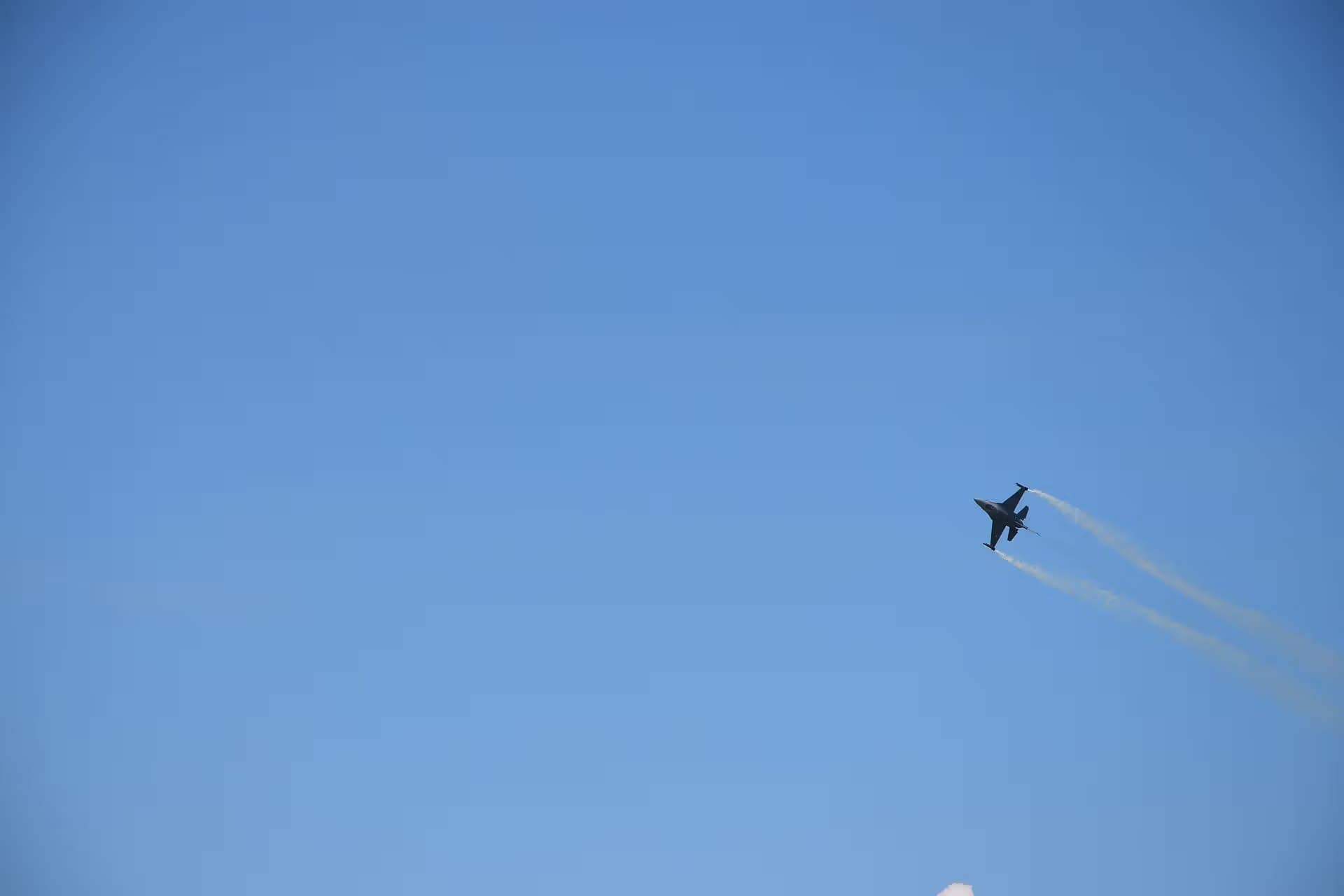 Unidentified — Aircraft