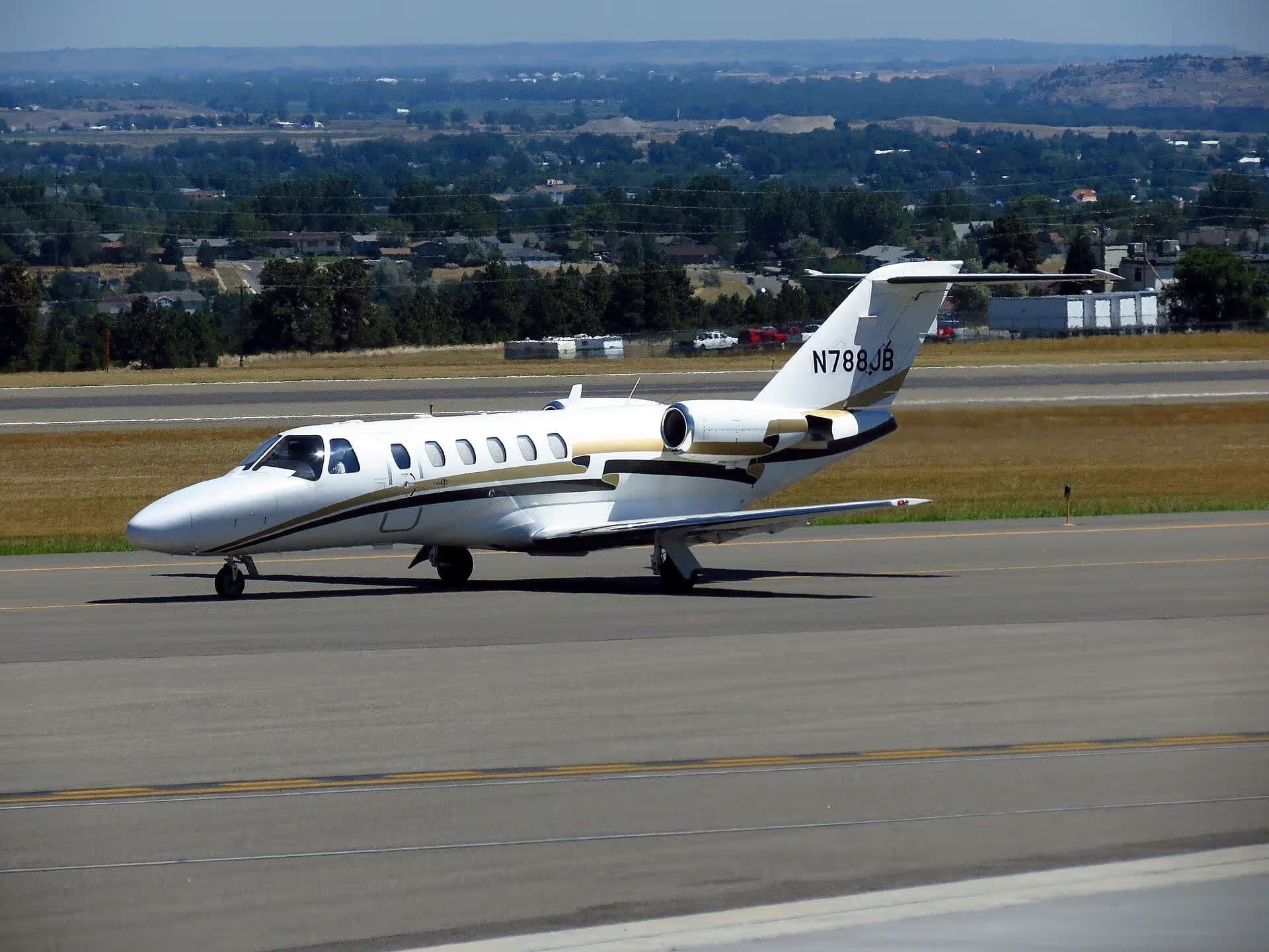 N788JB — Business jet