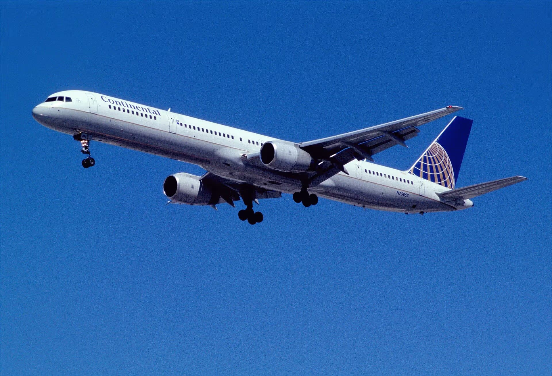 N75853 — Boeing