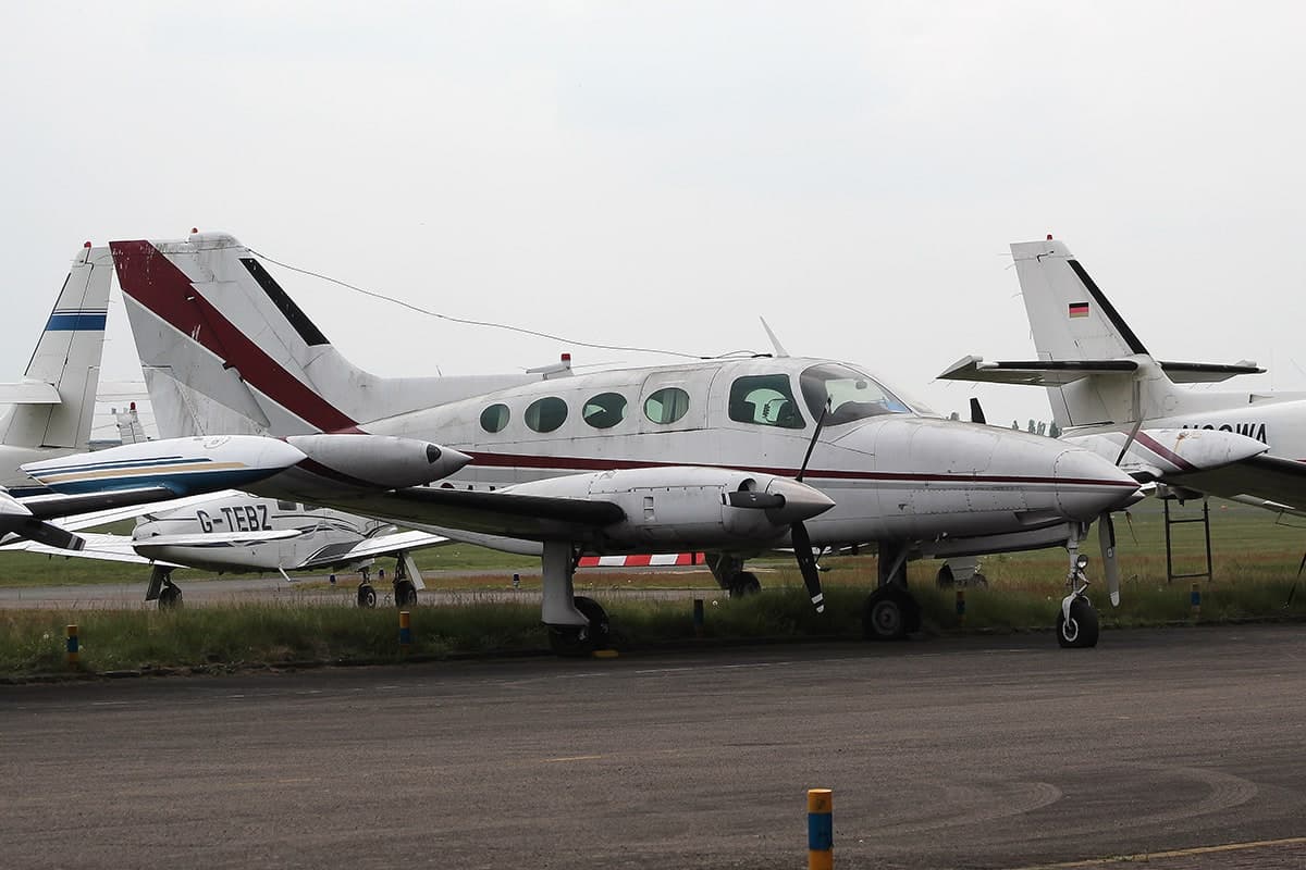 N401JN — Twin-engine aircraft