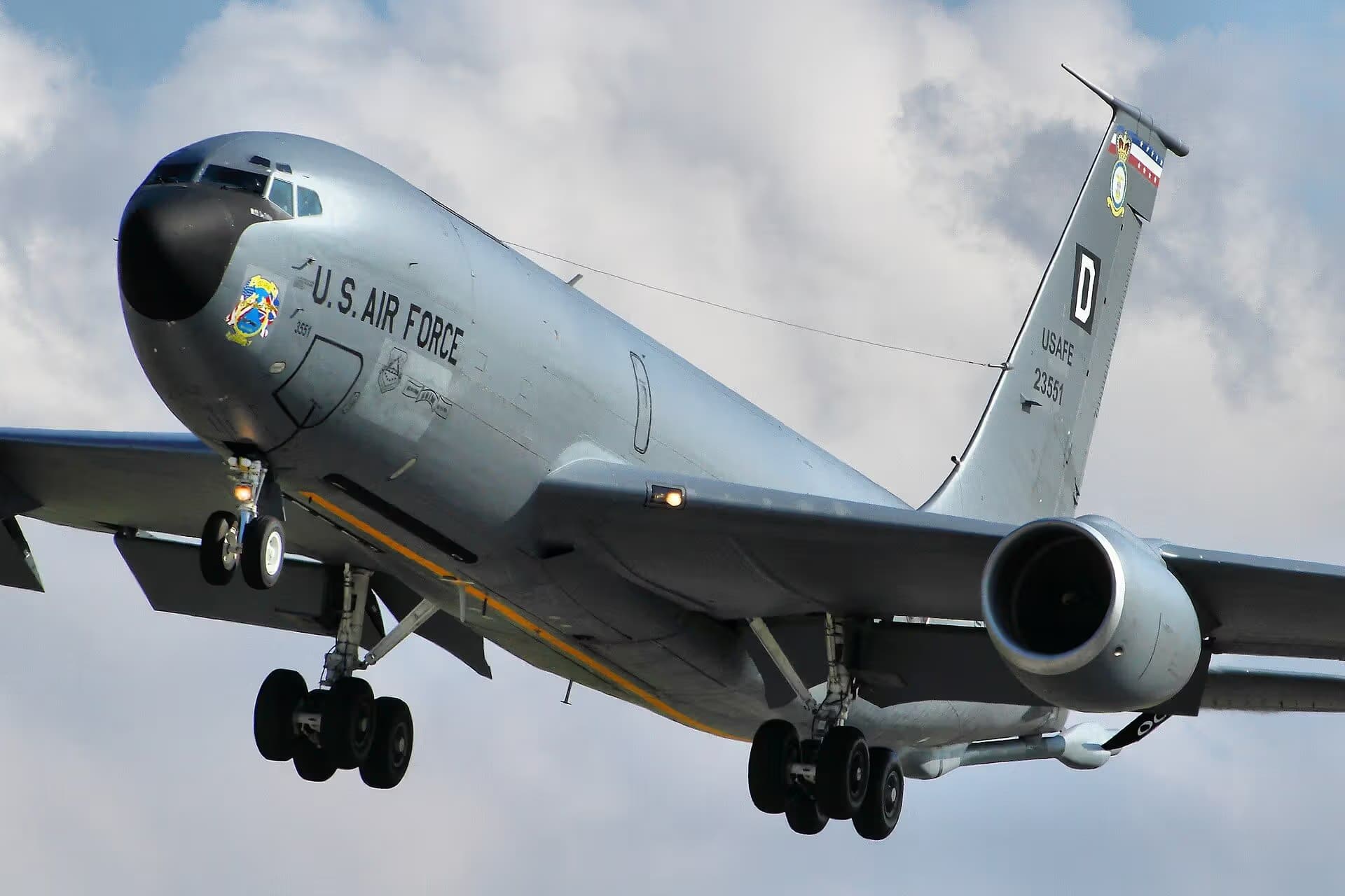 Unidentified — Boeing