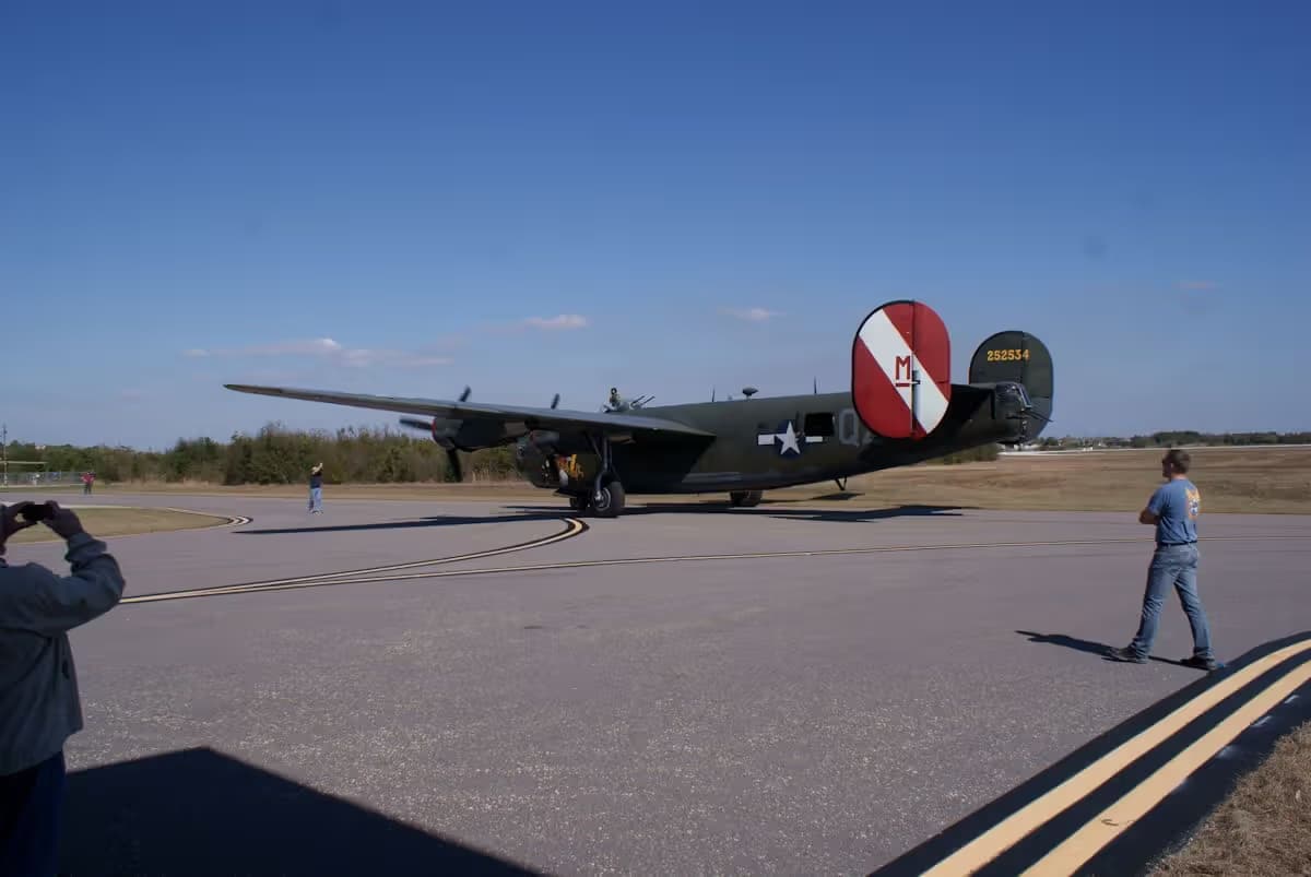 Unidentified — Aircraft
