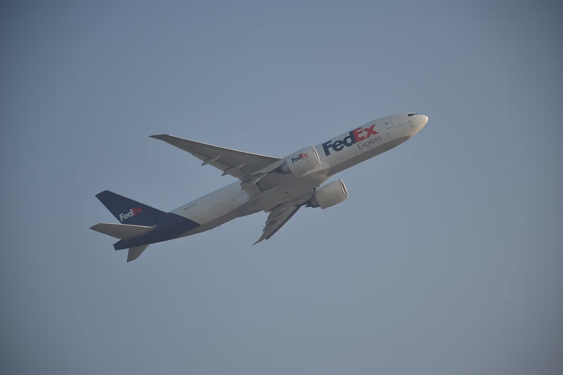 N873FD — Twin-engine aircraft