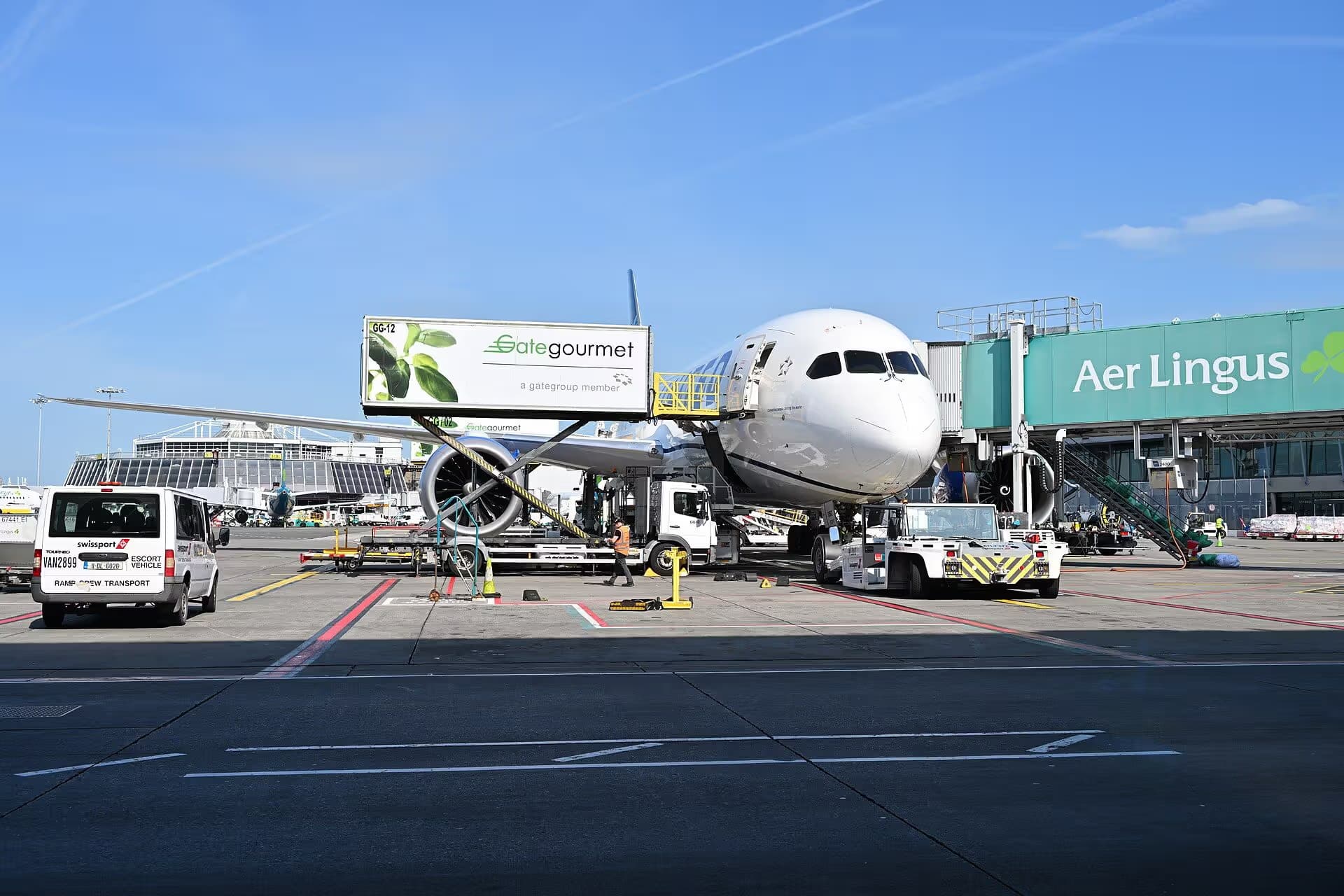 N30913 — Boeing