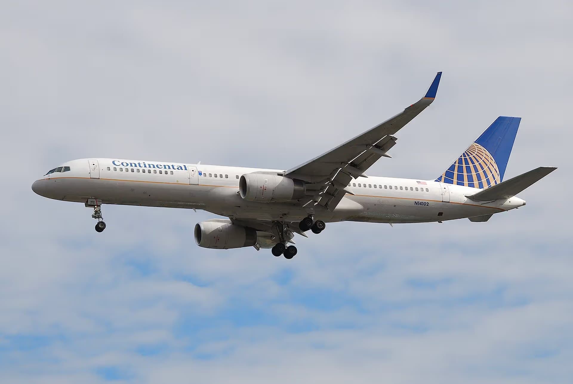 N14102 — Twin-engine aircraft
