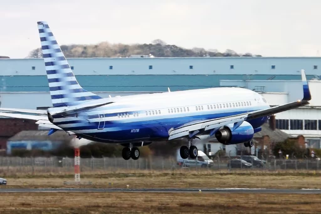 N737M — Boeing