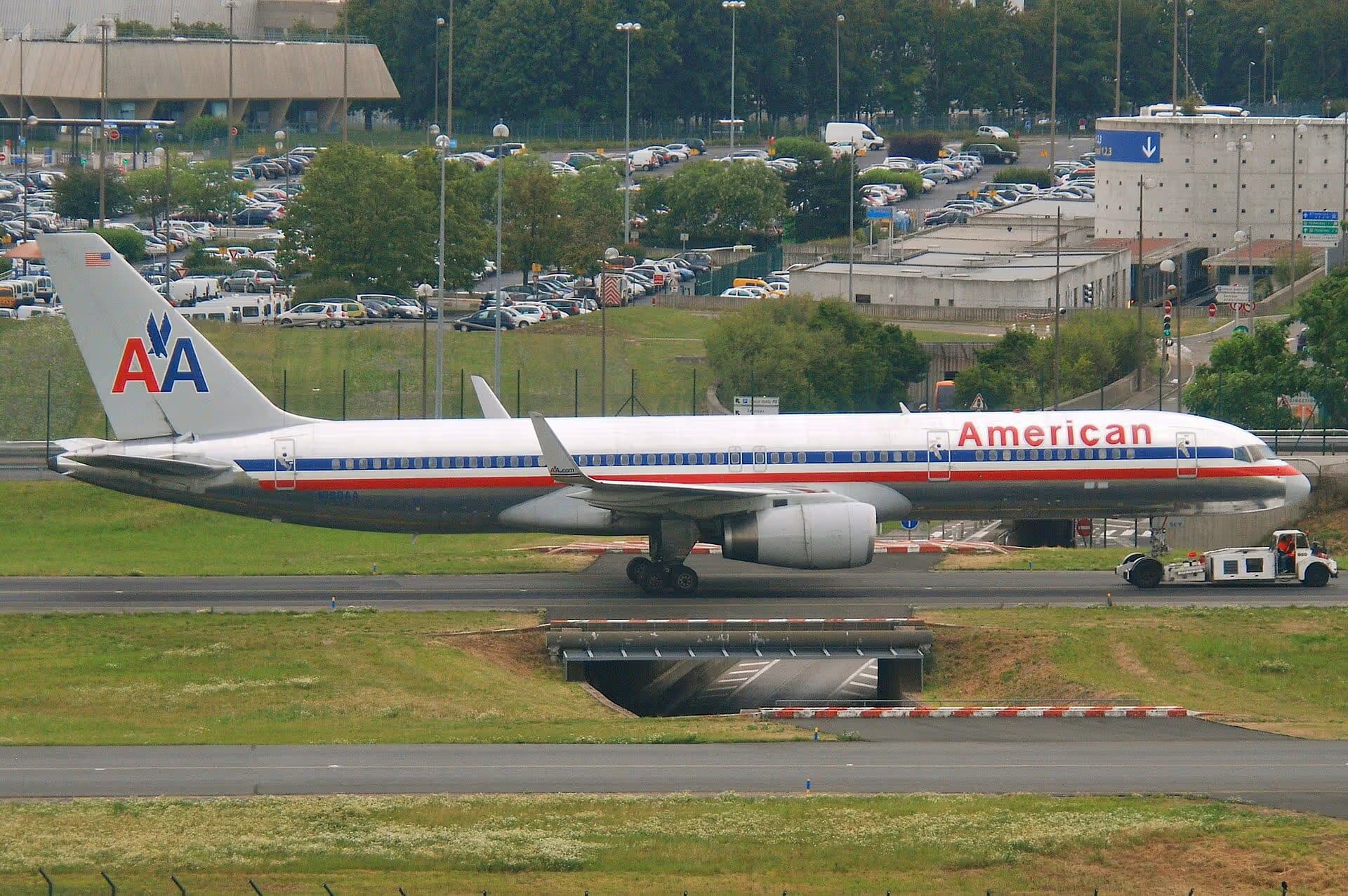 N190AA — Boeing