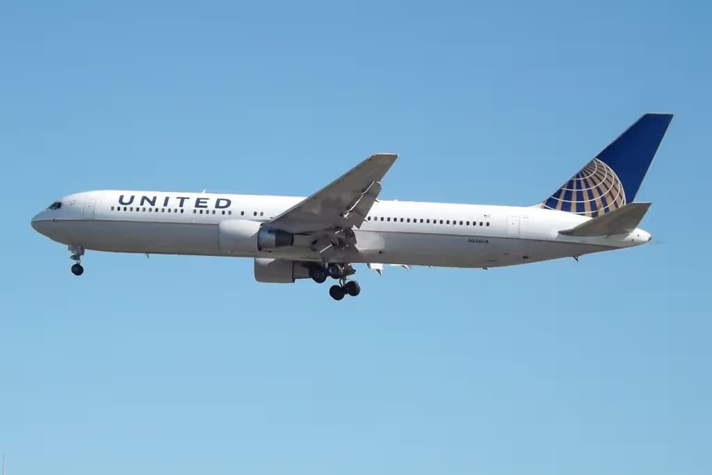 N644UA — Boeing