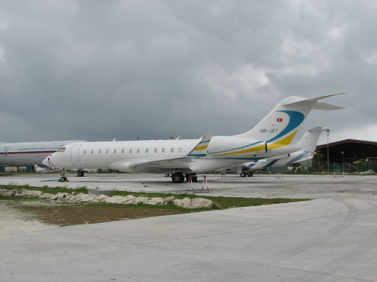 HB-JEY — Business jet