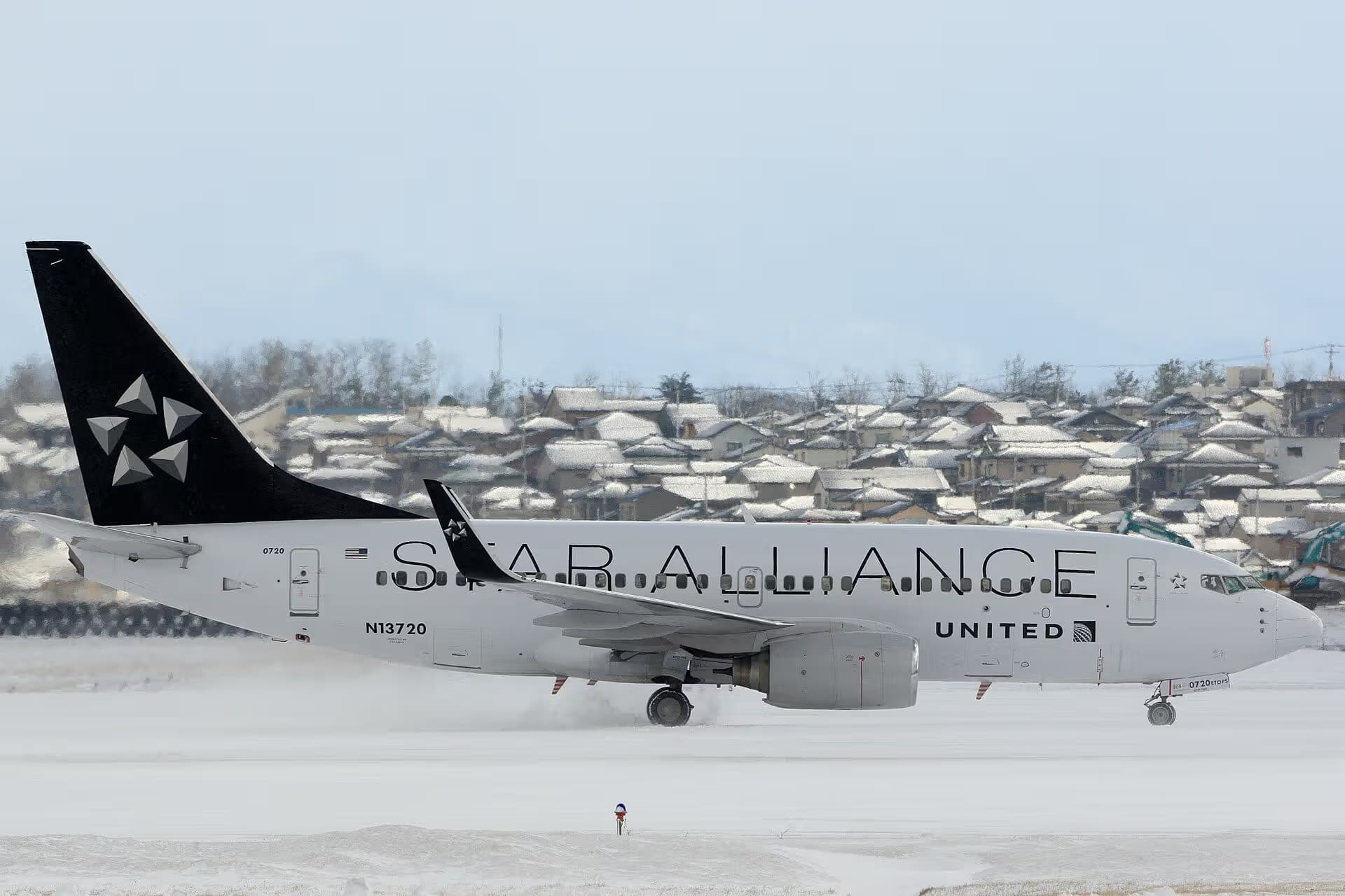 N13720 — Twin-engine aircraft