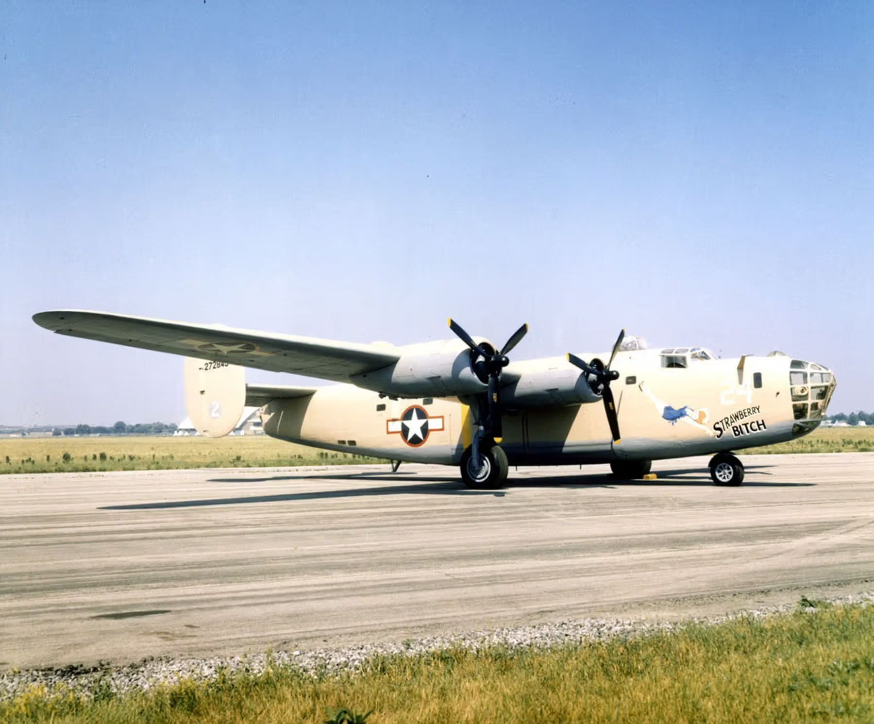 Unidentified — Twin-engine aircraft