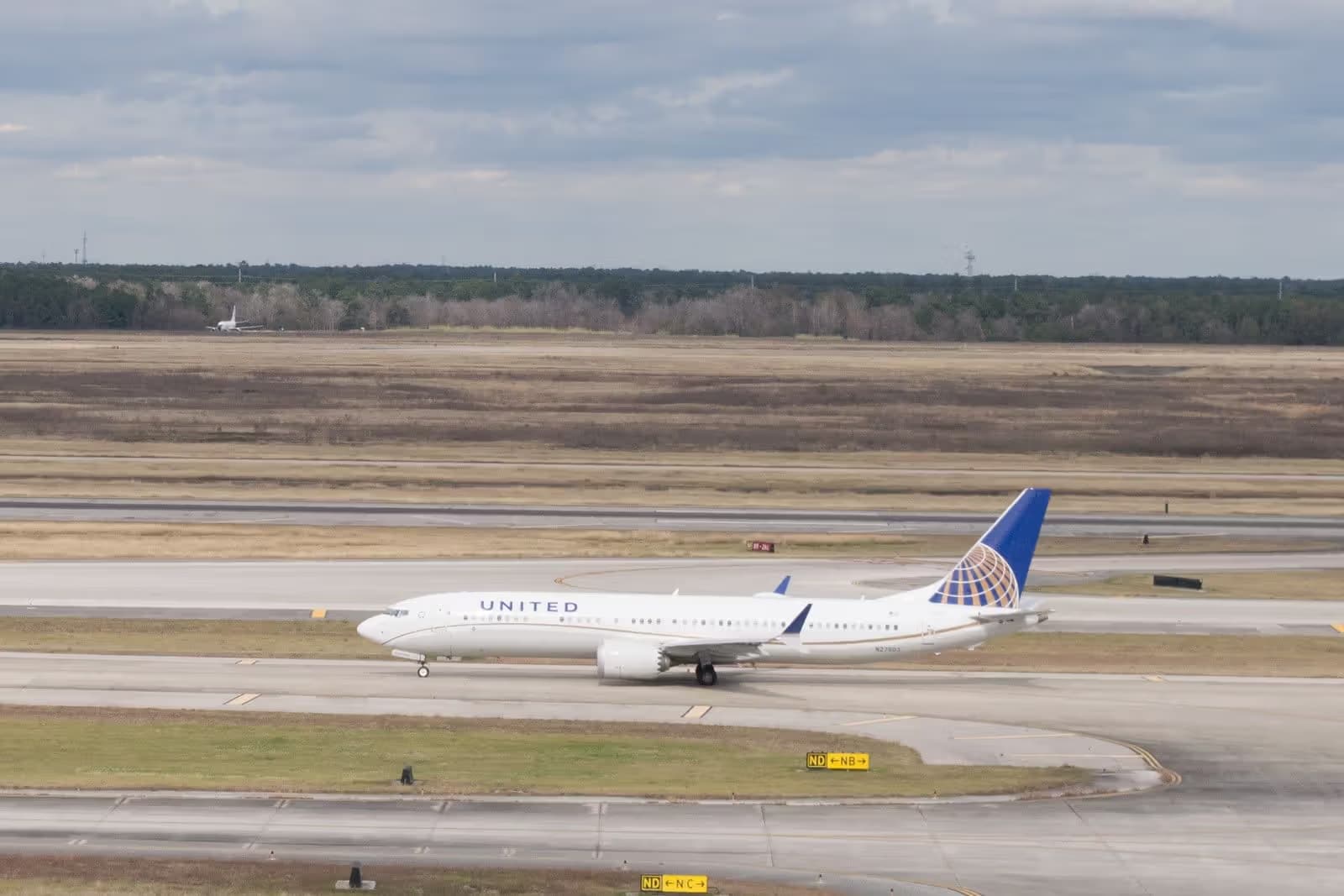 N27503 — Boeing