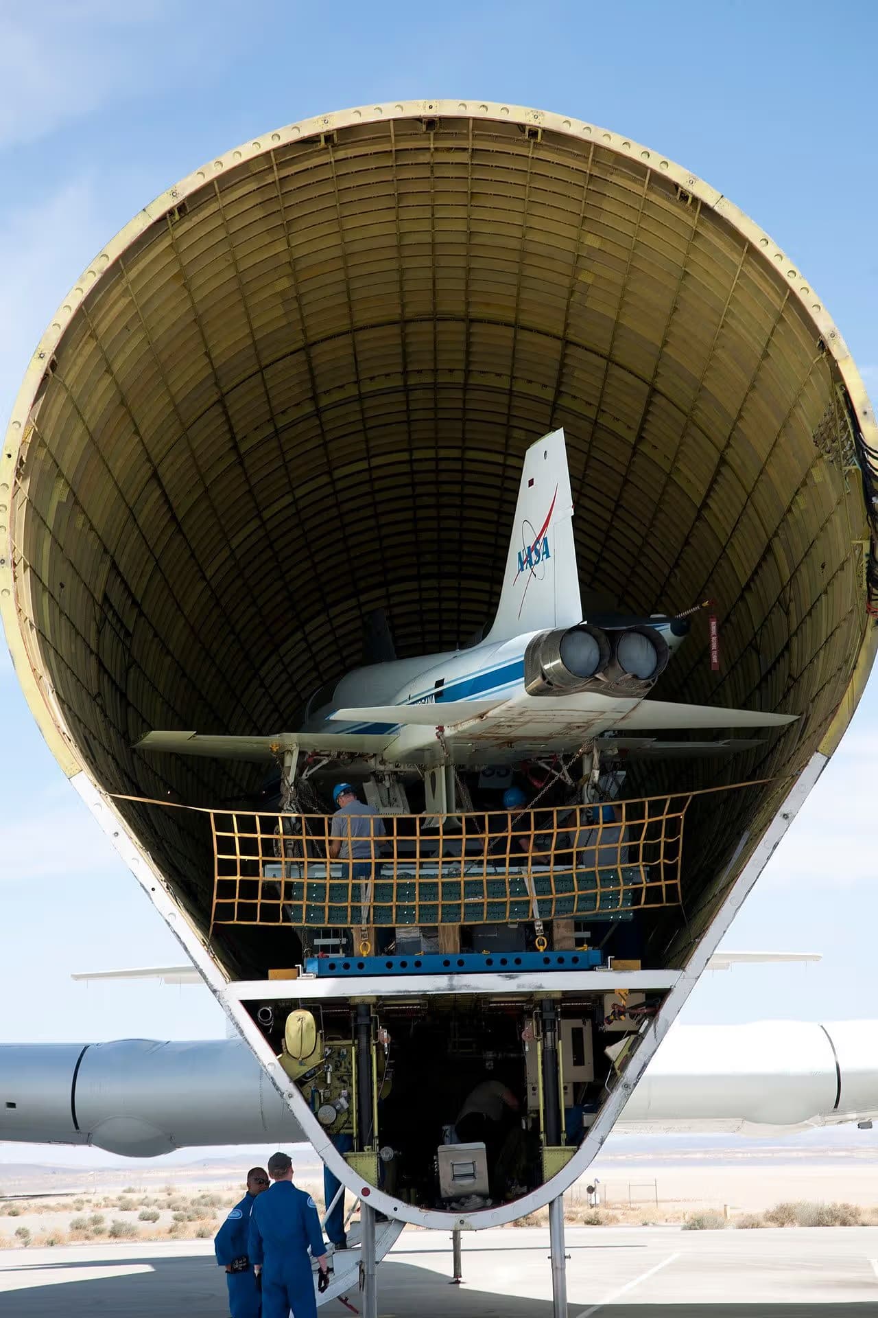 N863NA — Twin-engine aircraft