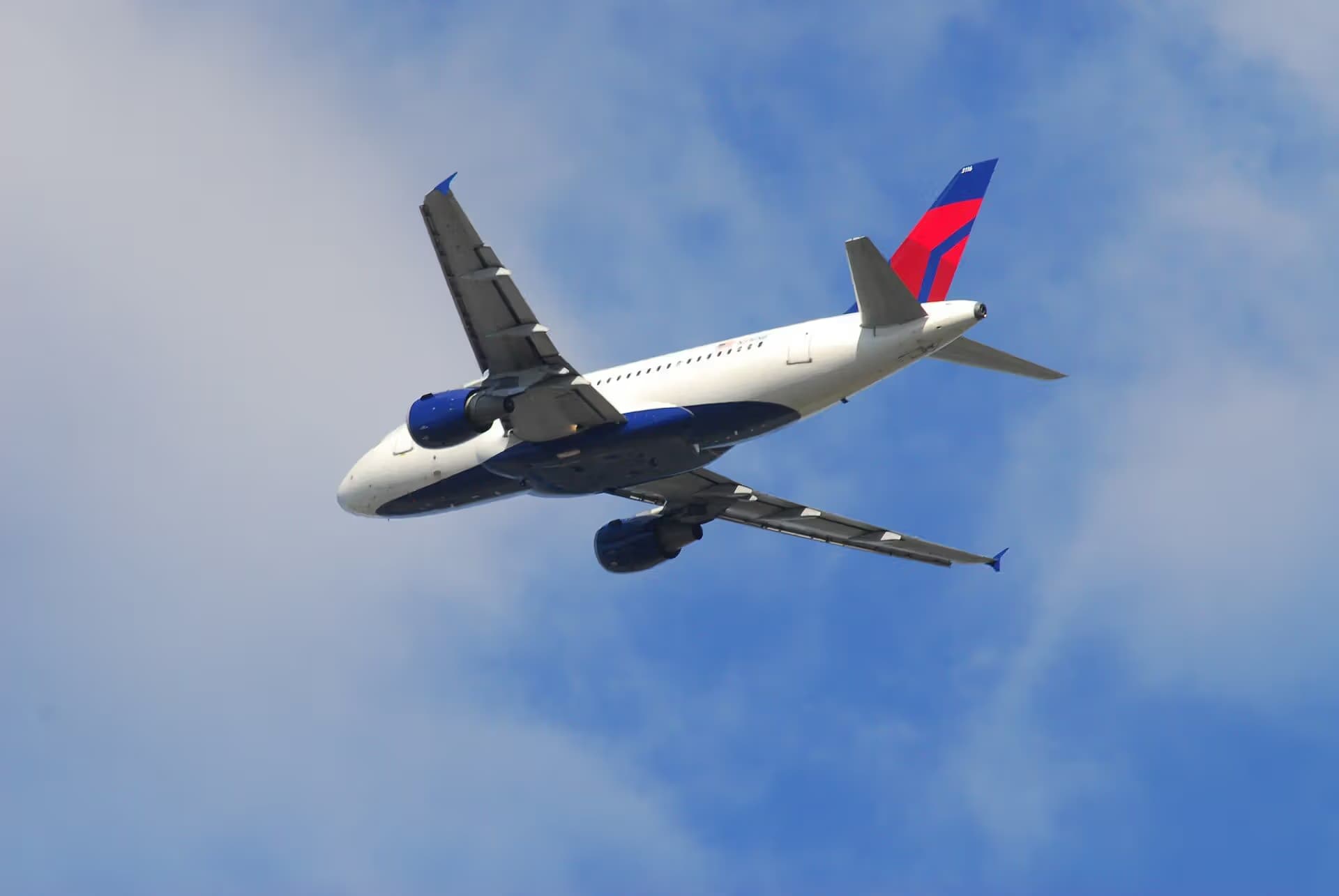 N316NB — Twin-engine aircraft