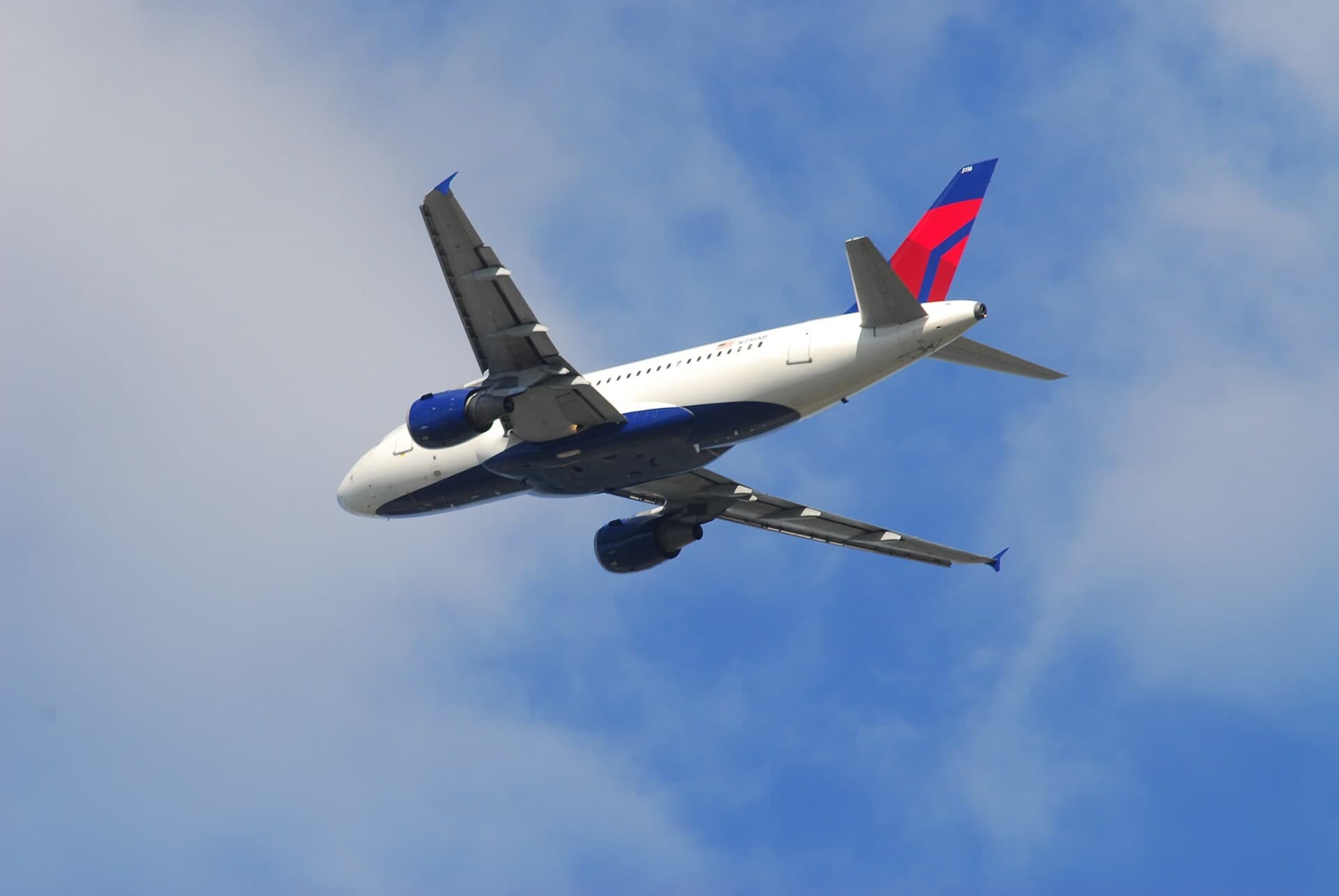 N316NB — Twin-engine aircraft