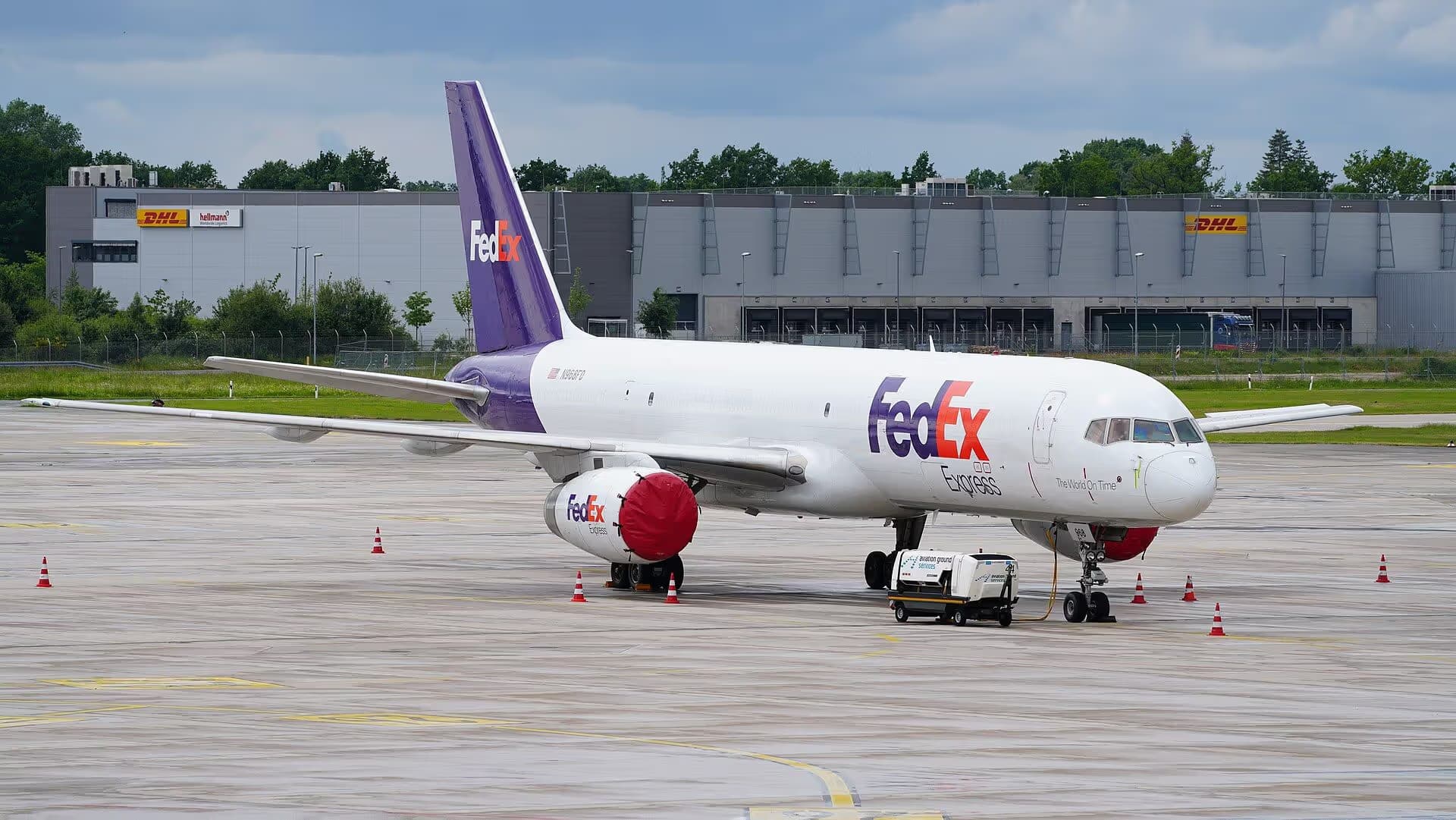 N968FD — Boeing at Hannover Airport