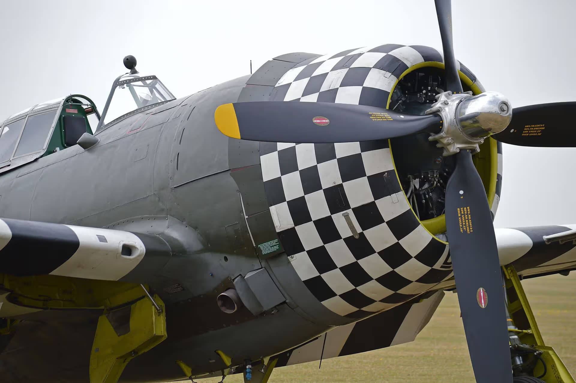 Unidentified — Warbird