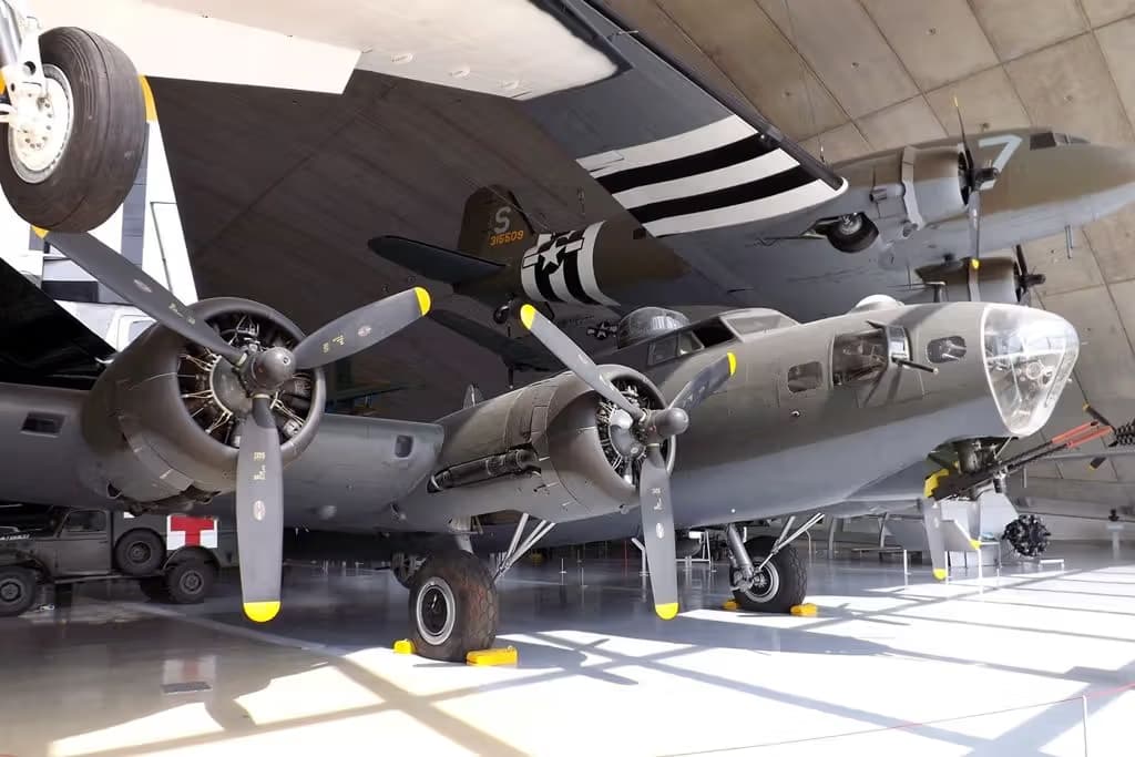 Unidentified — Boeing