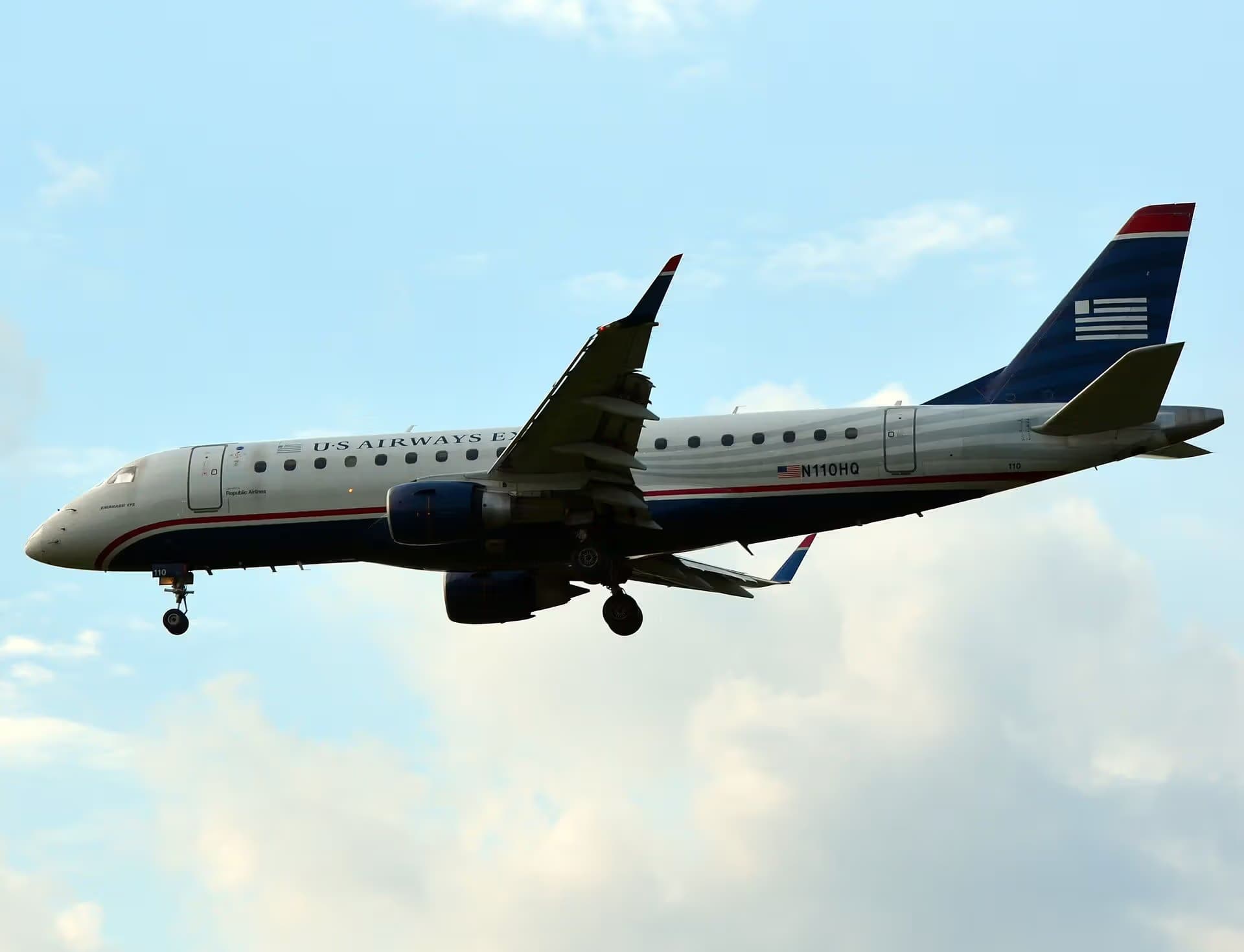 N110HQ — Embraer