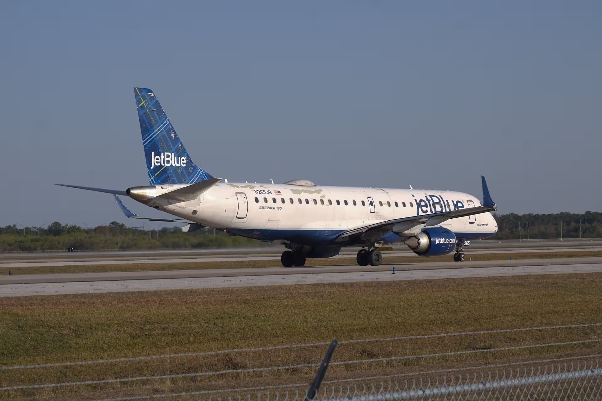 N265JB — Embraer