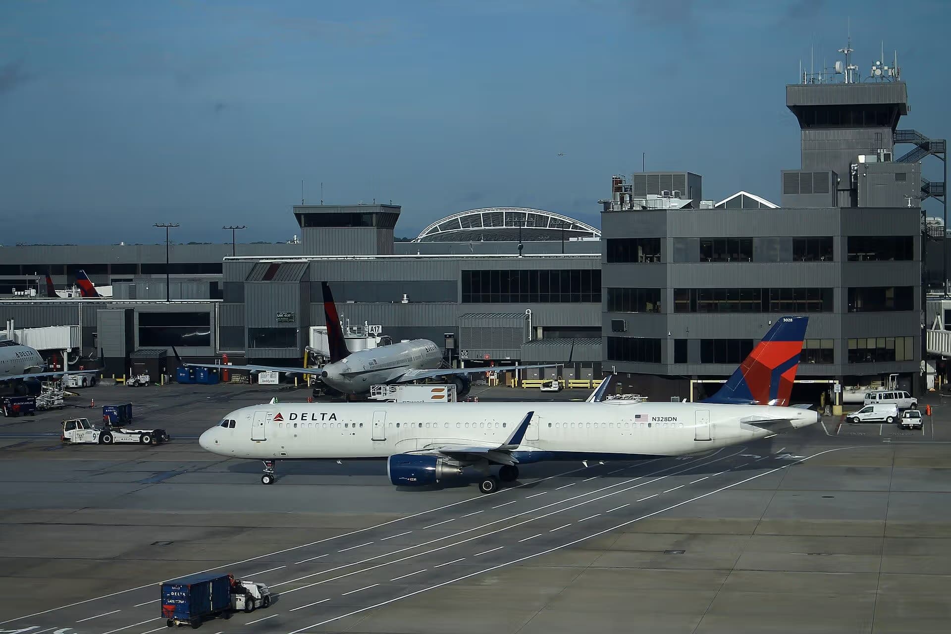 N328DN — Airbus