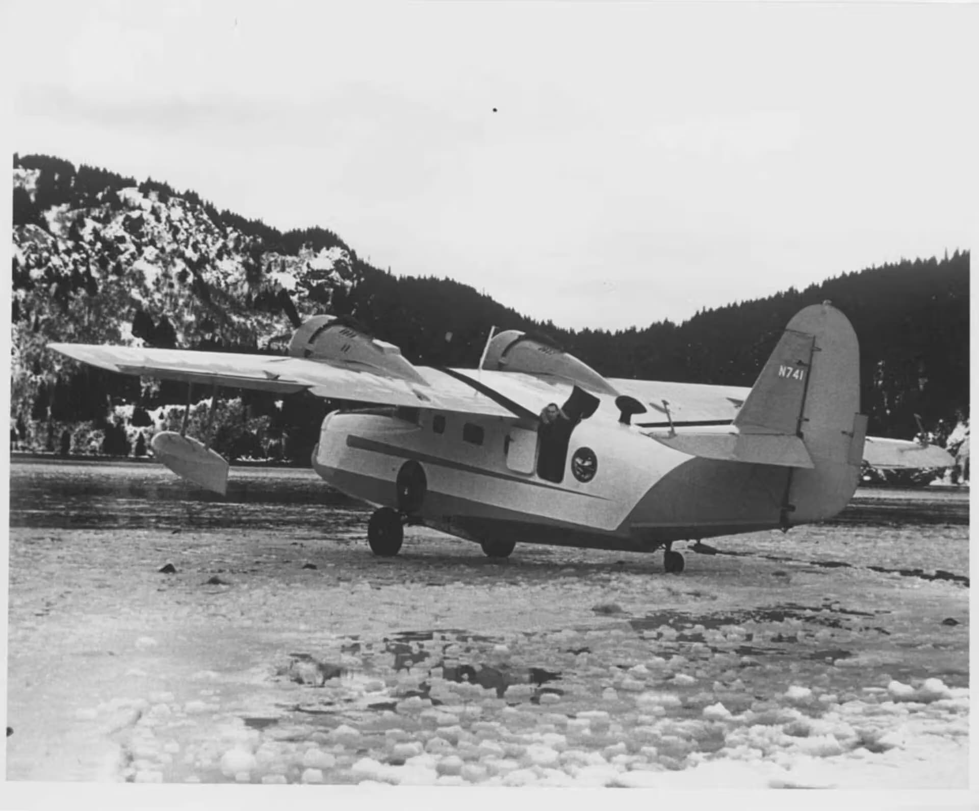 N741 — Aircraft