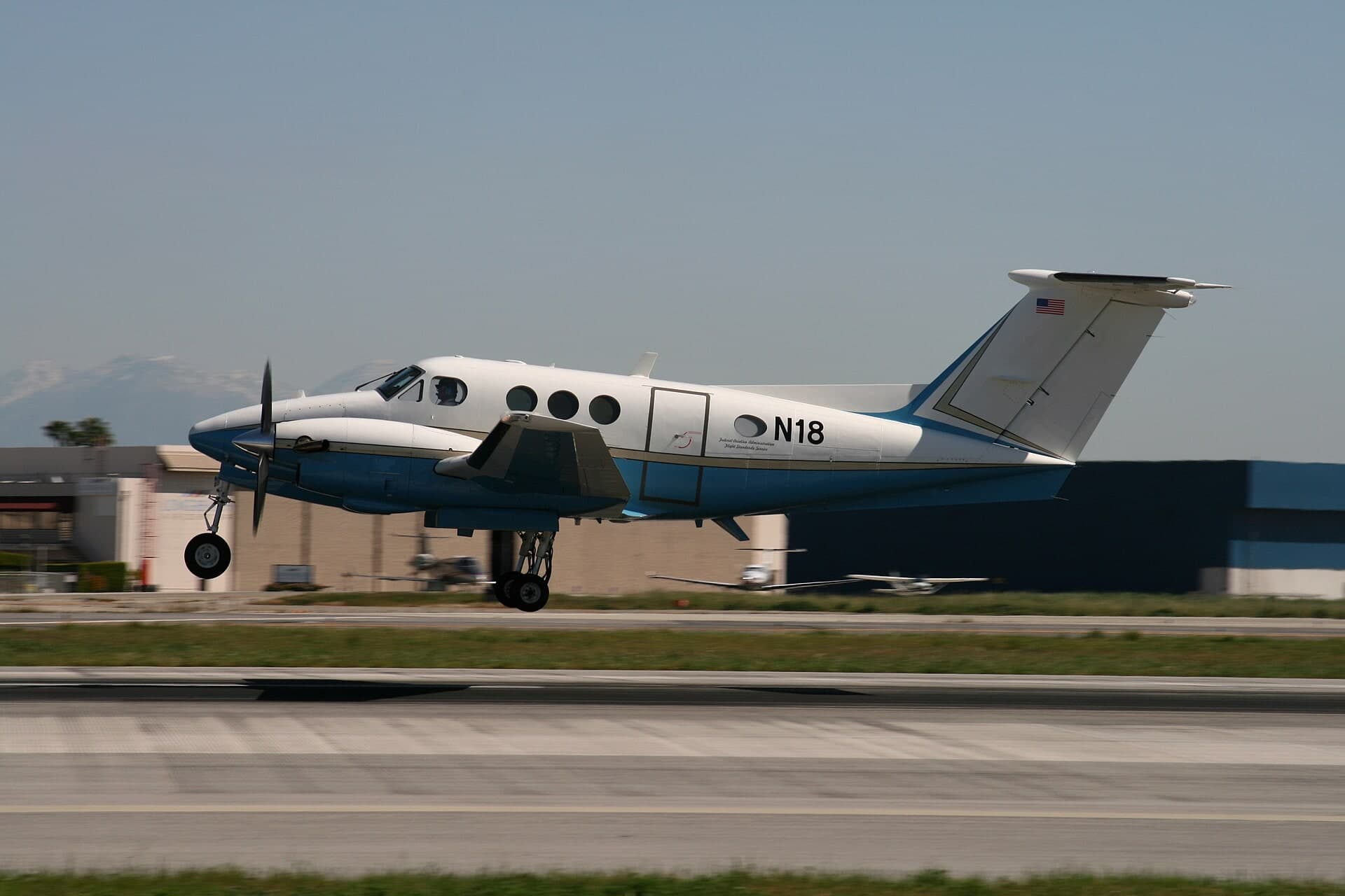 N18 — Beechcraft