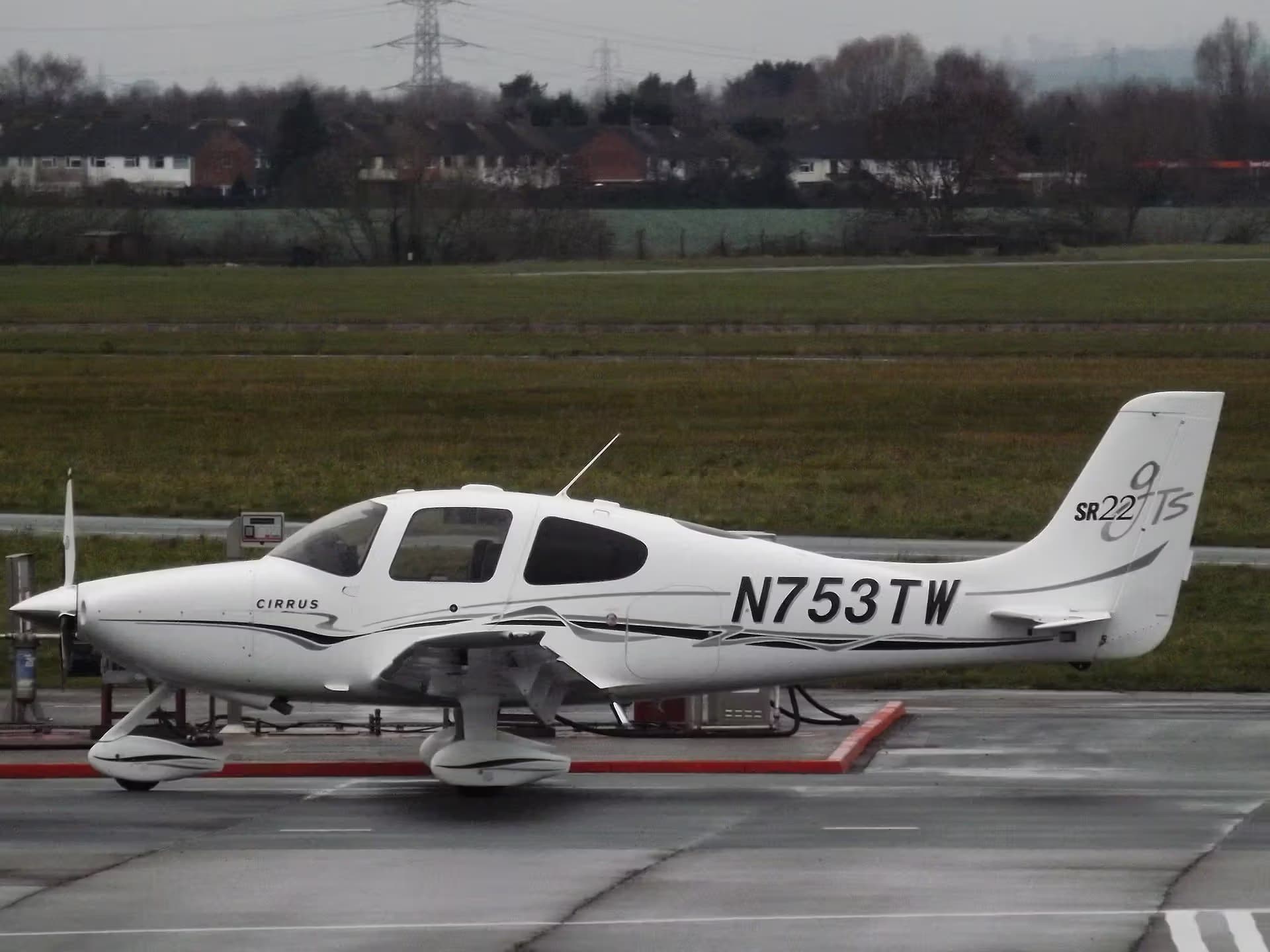 N753TW — Cirrus