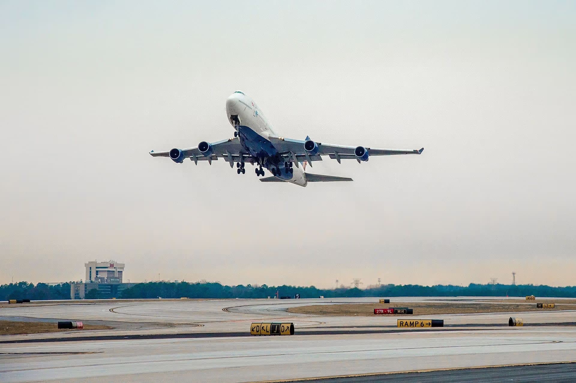 N674US — Boeing