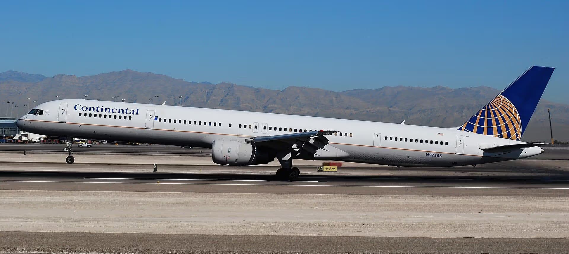 N57855 — Twin-engine aircraft