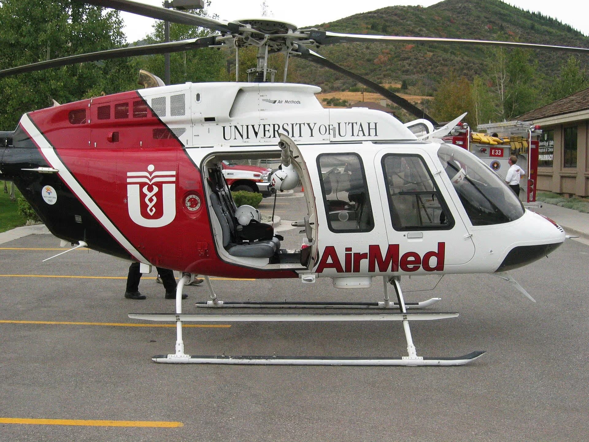 N407UH — Helicopter